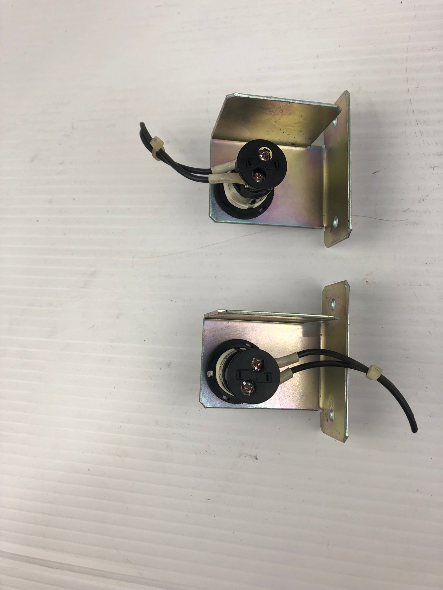 Fuji DR22D0L Indicator Light White E3 30 V (Lot of 2)