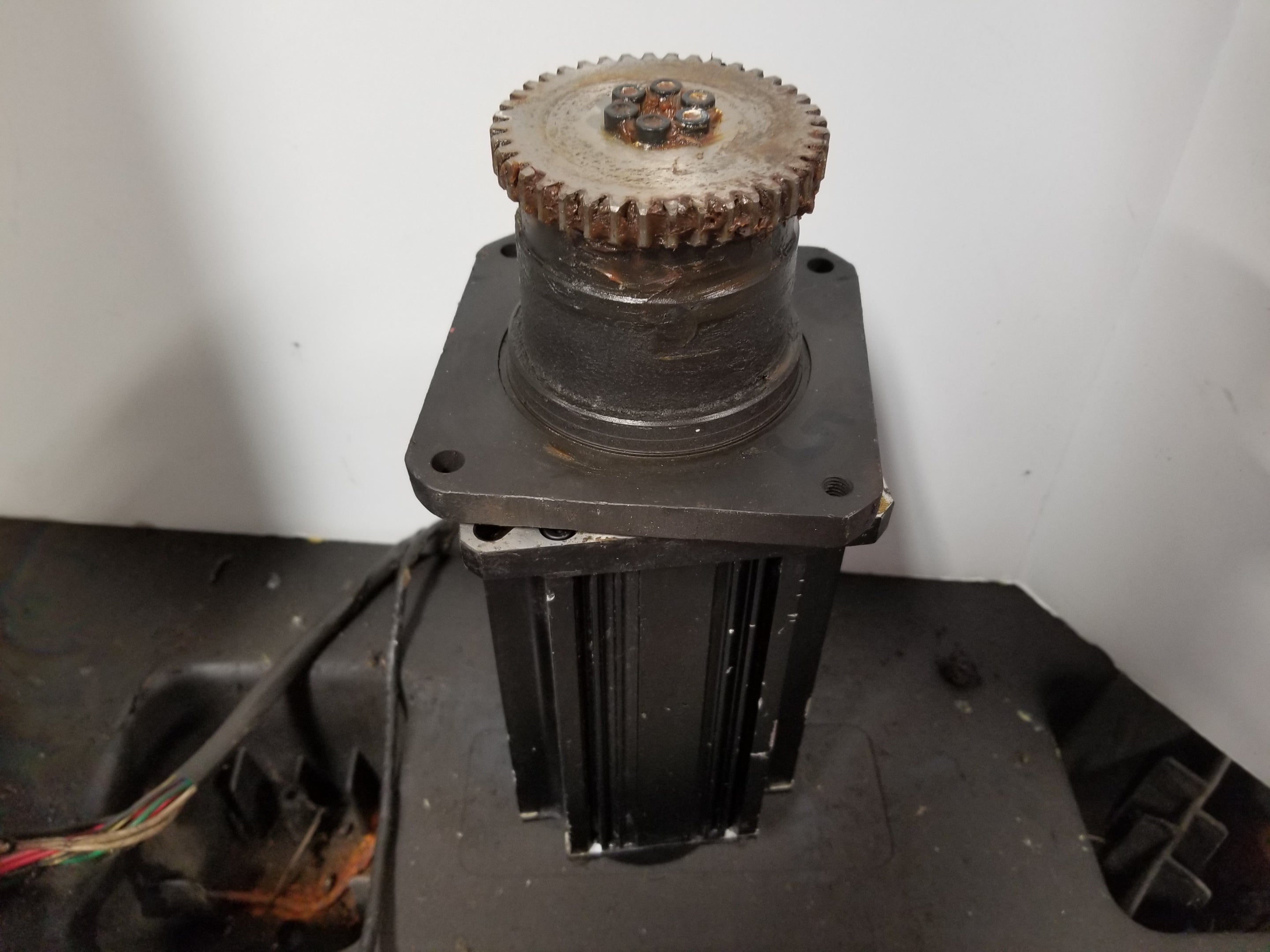 Nachi MSM302Q2V1 3kW AC Servo Motor