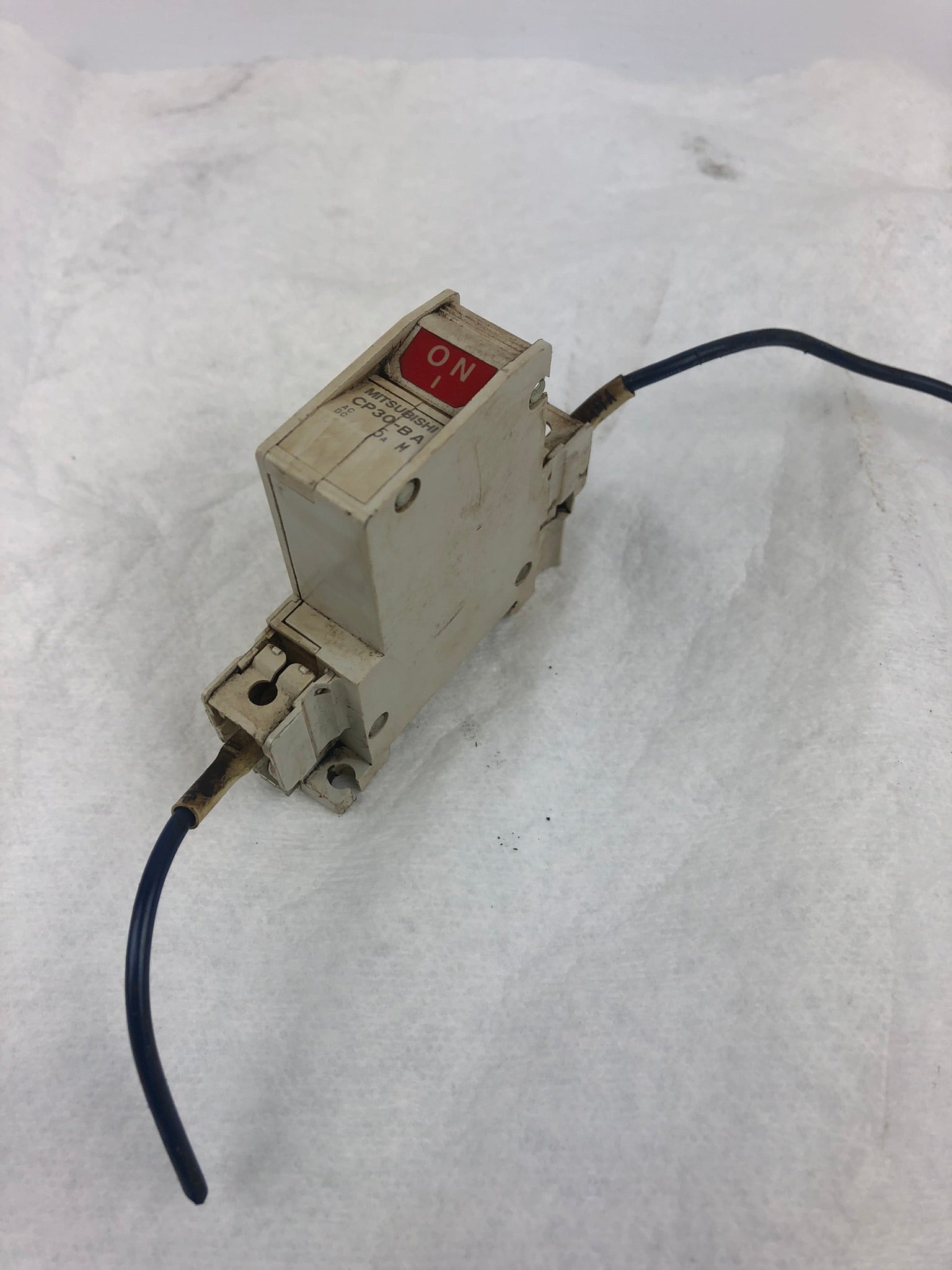 Mitsubishi CP30-BA Single Pole Circuit Protector 220VAC 250V 50/60Hz 5AMP
