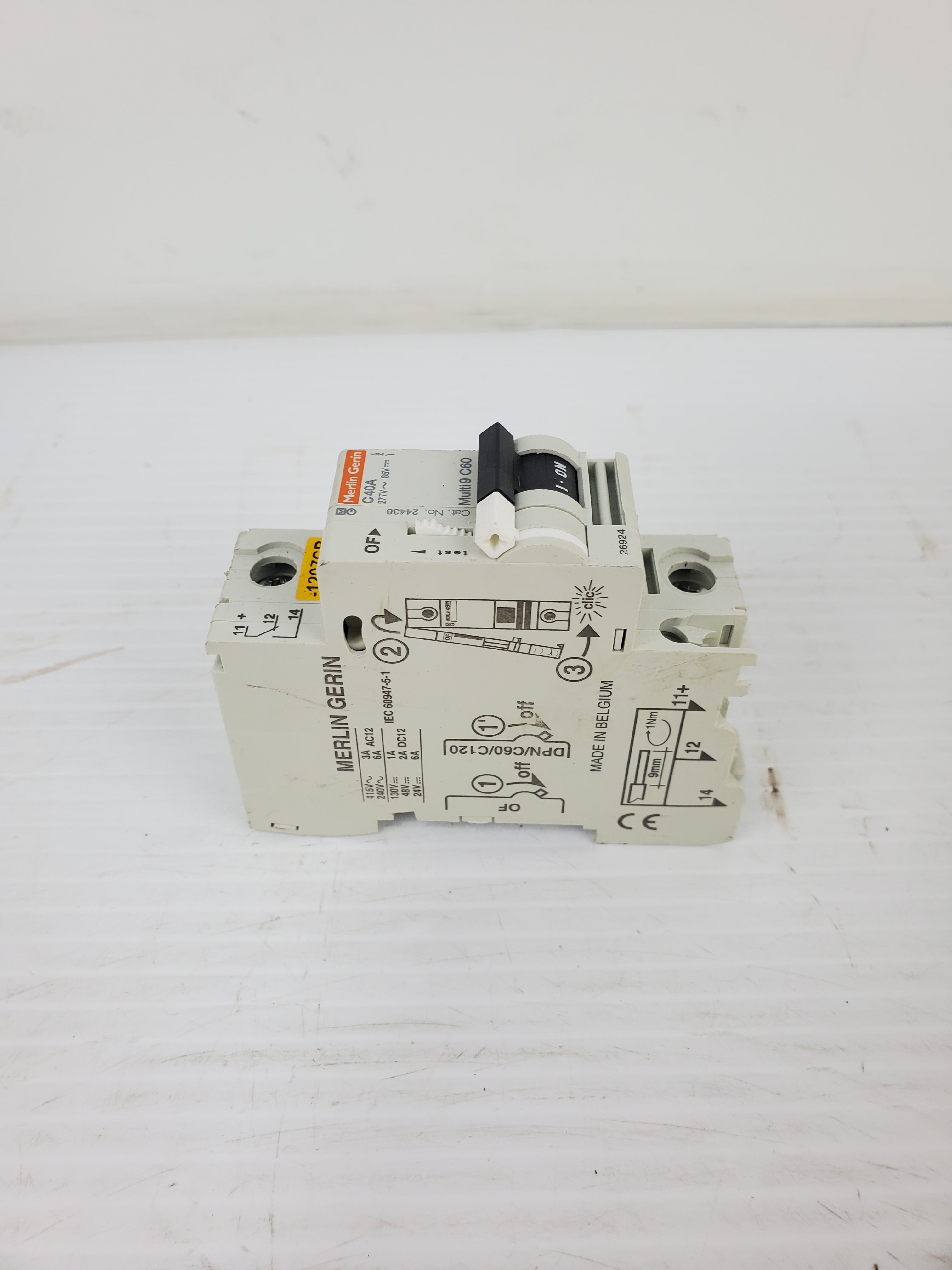 Merlin Gerin C40A Circuit Breaker 24438 277V-65V