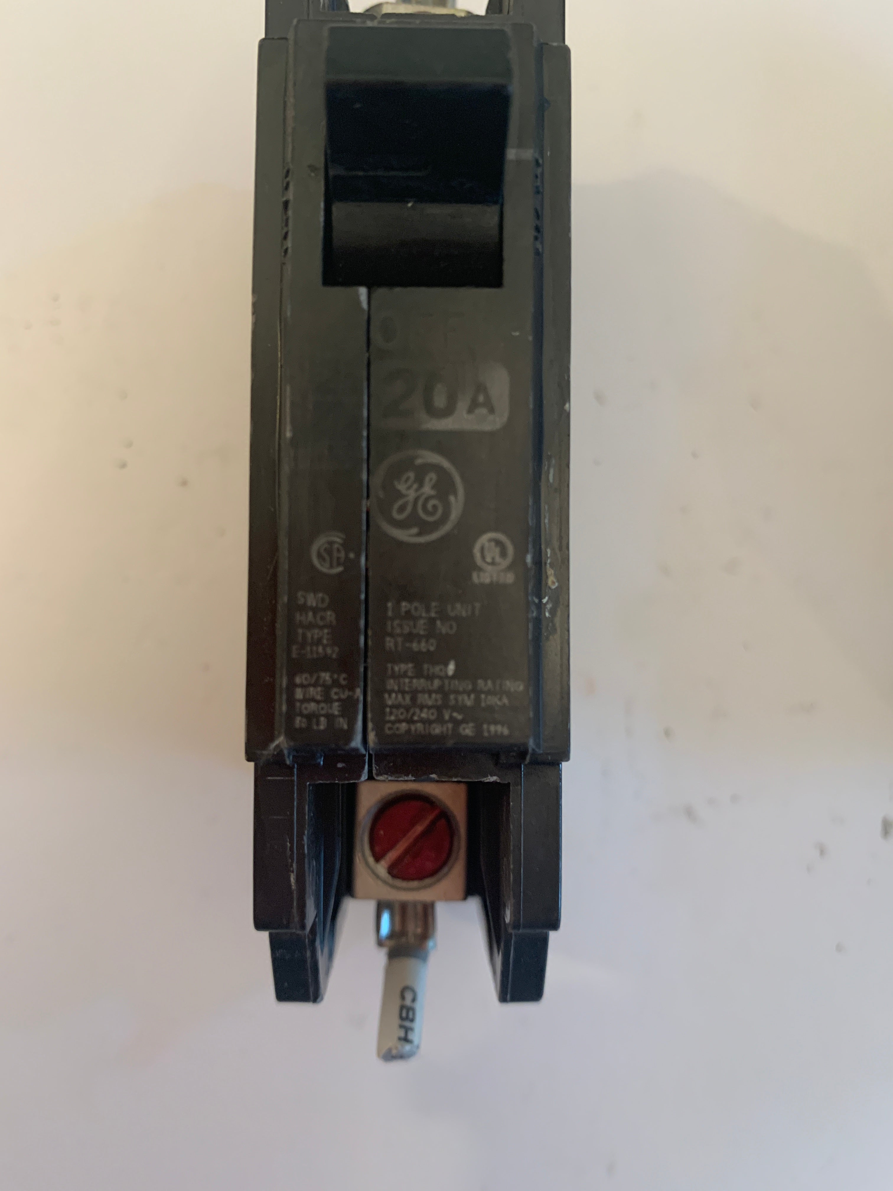 GE Circuit Breaker One Pole 20 Amp (Lot of 2)