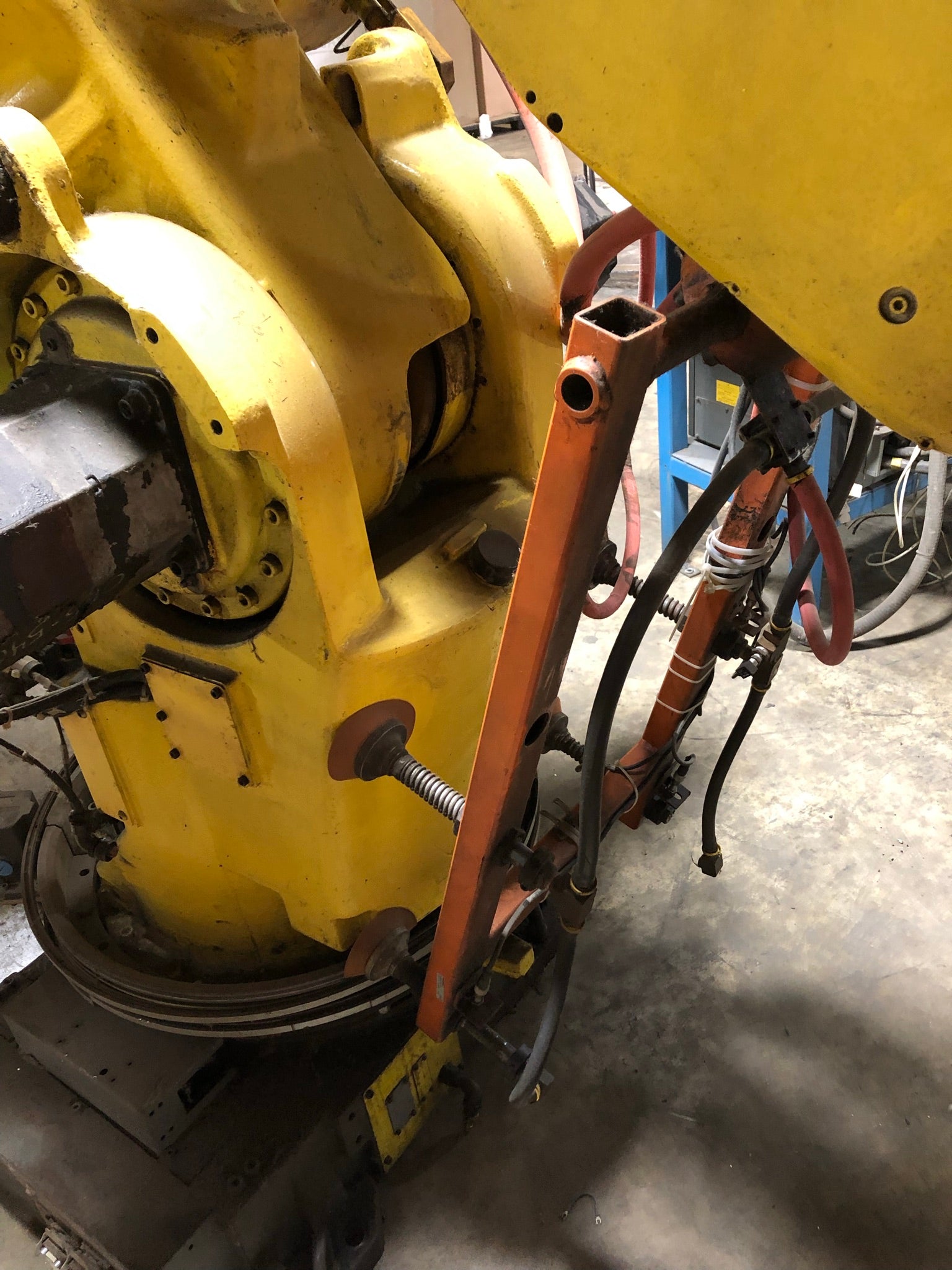 Fanuc S-420iF Robot Only - Servo Motors, Arm - For Parts