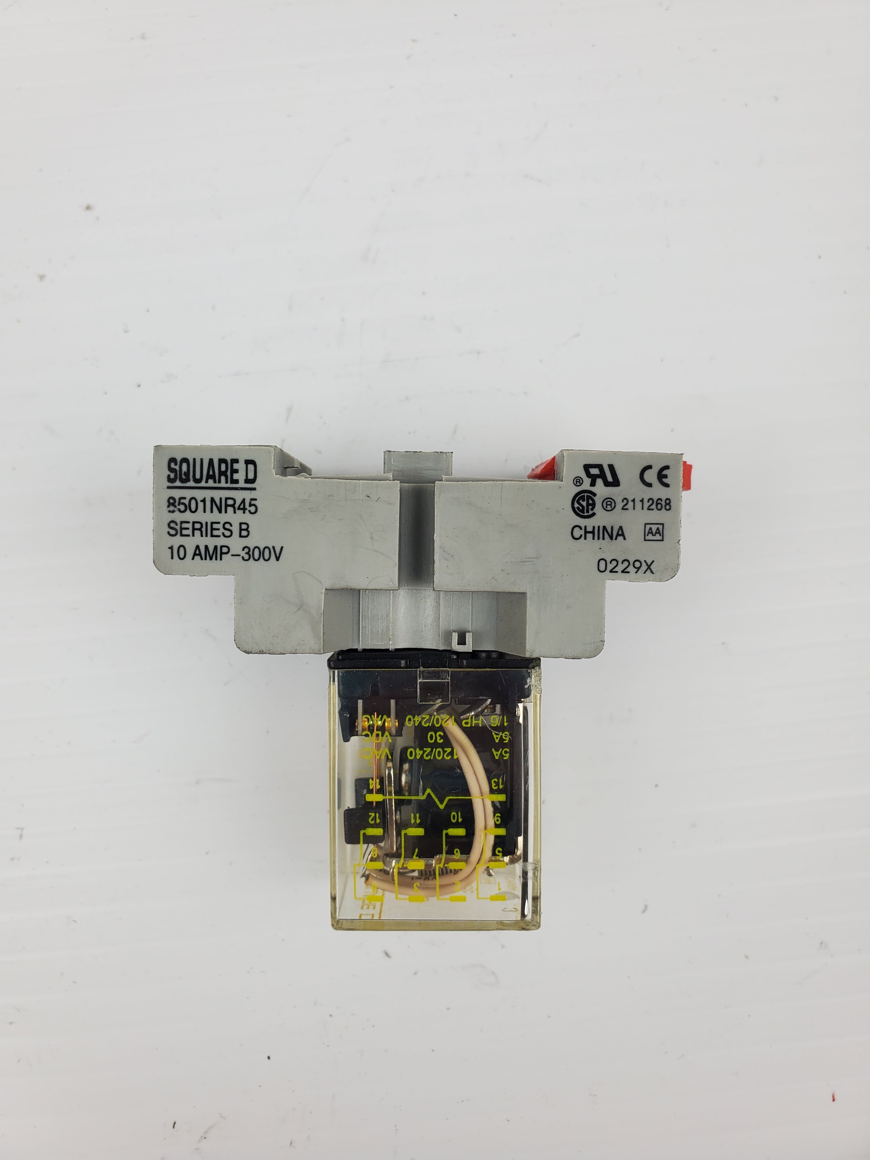 Square D 8501 Series C Relay with Base 8501NR45 Series B