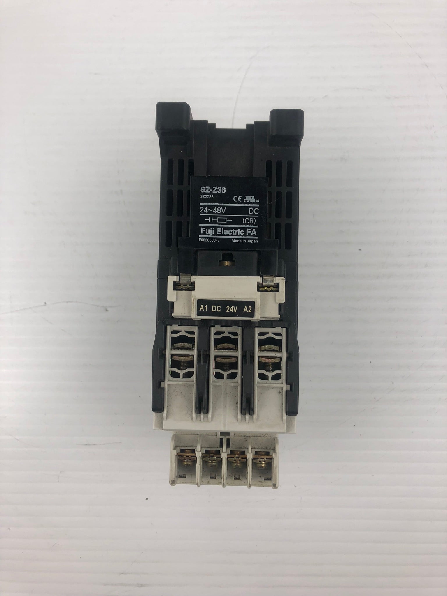 Fuji Electric SC-E1G SE 32AG Contactor Fuji SZ-A22/T Auxiliary Fuji SZ-Z36 Coil
