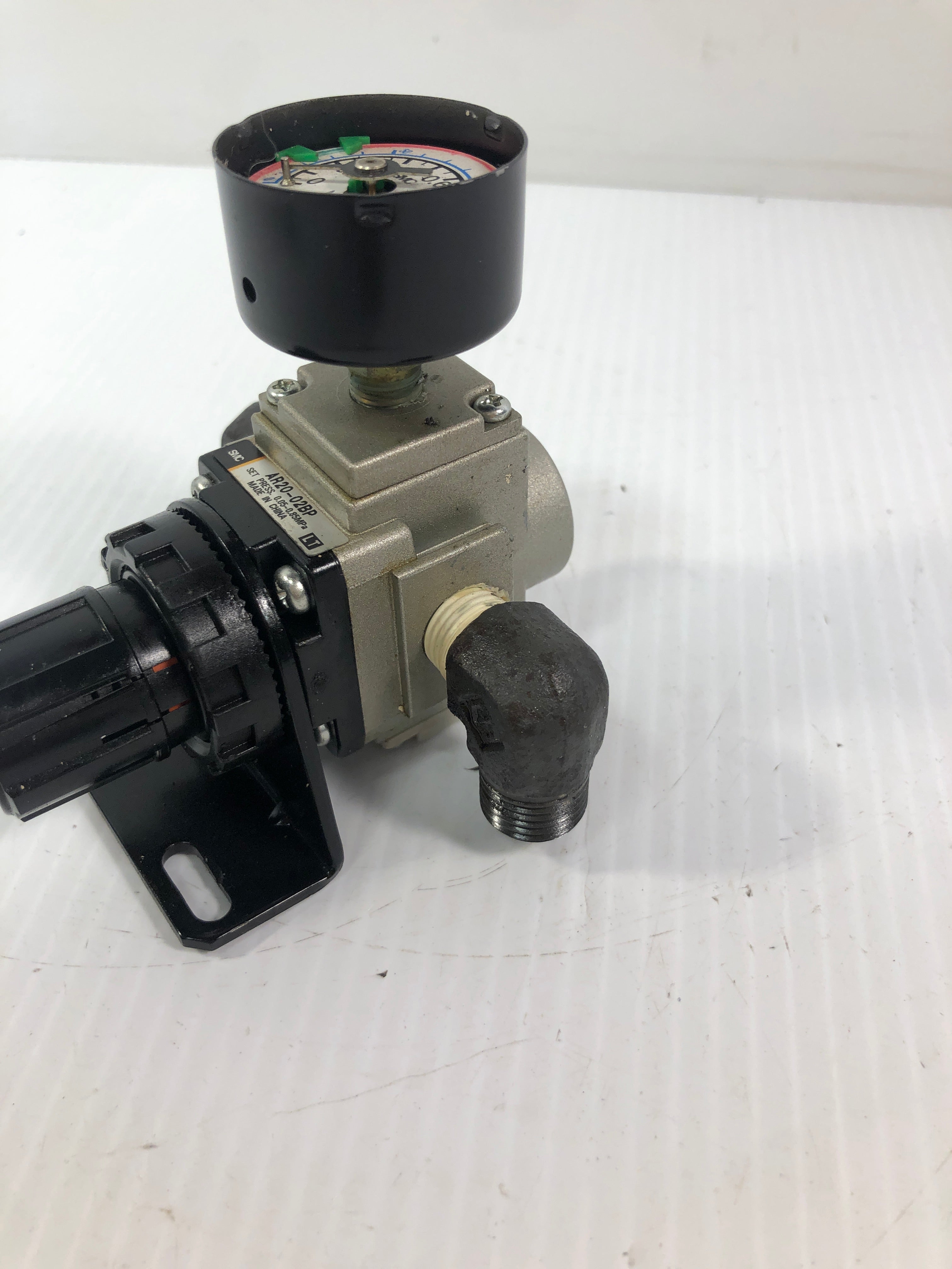 SMC Pneumatic Pressure Regulator AR20-02BP