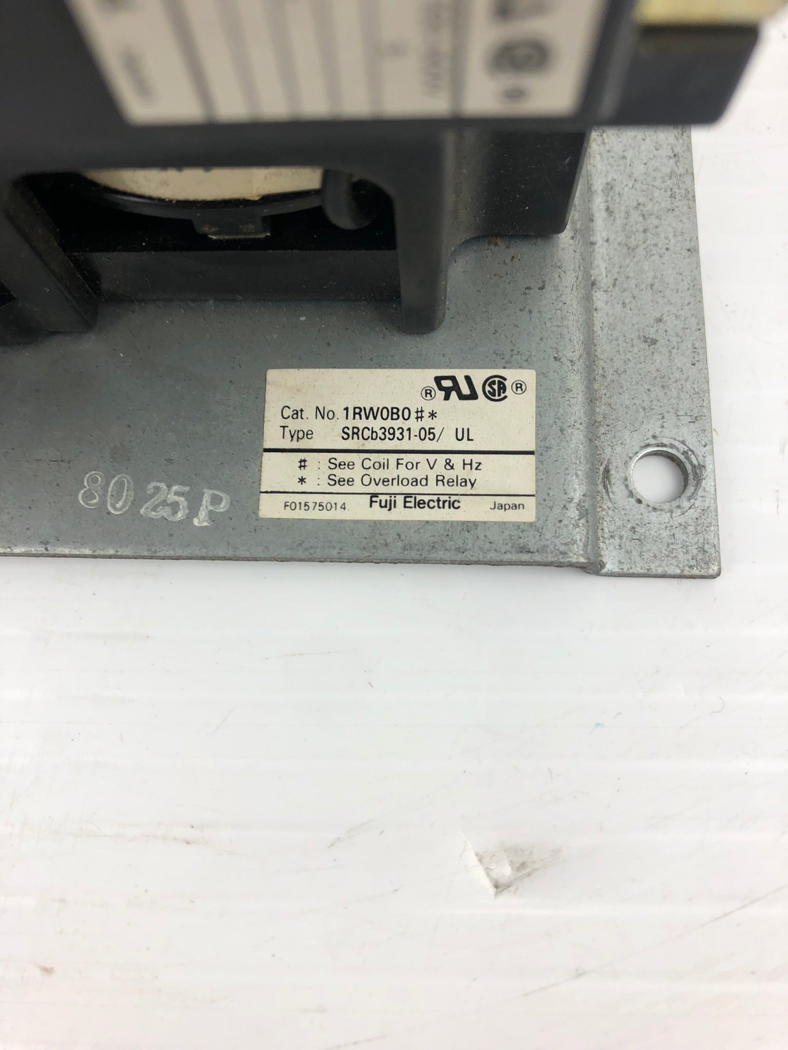 Fuji Electric 1NROFB Contactor With Relay and Base IRCOBO IRWOBO