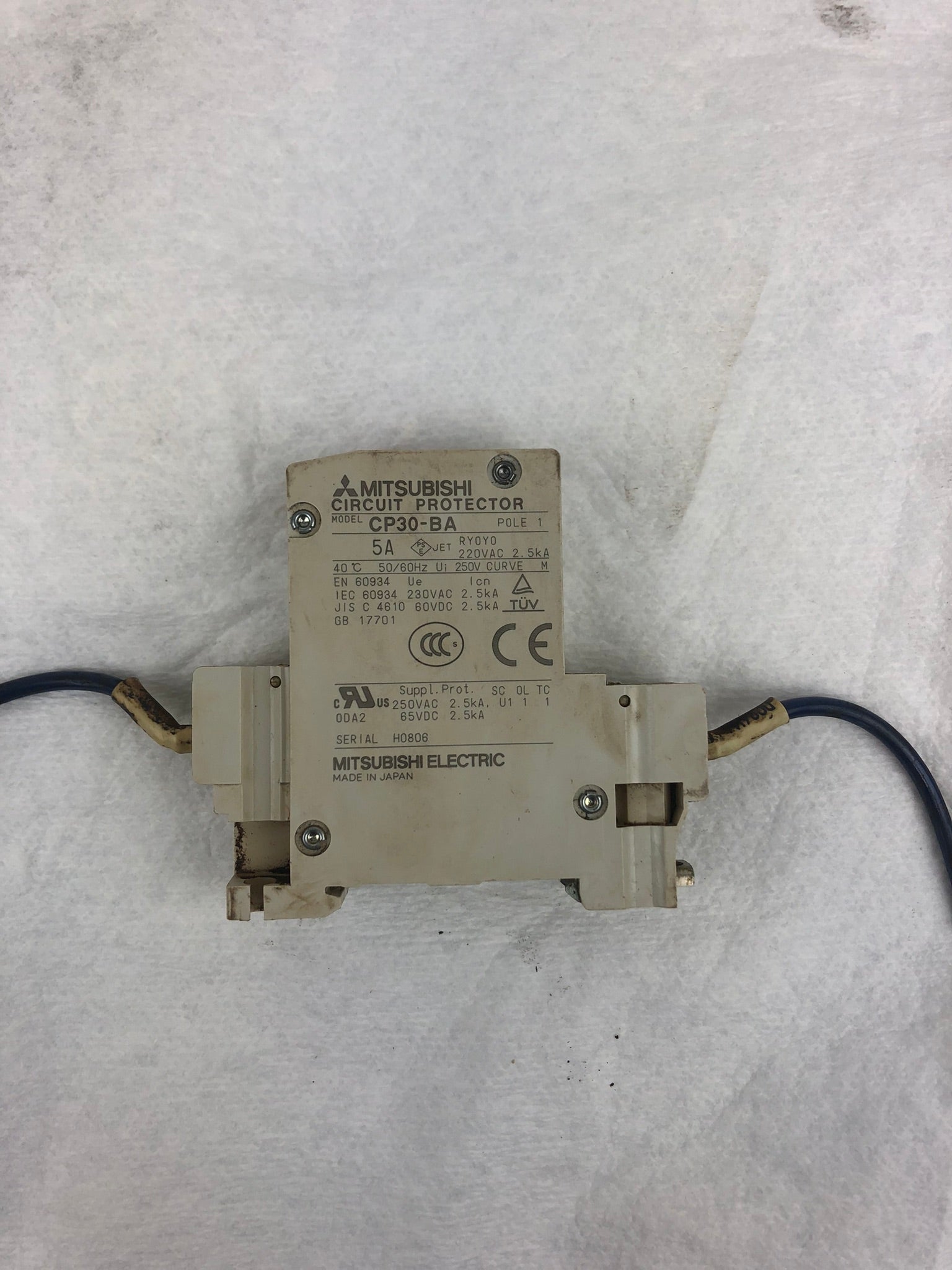 Mitsubishi CP30-BA Single Pole Circuit Protector 220VAC 250V 50/60Hz 5AMP