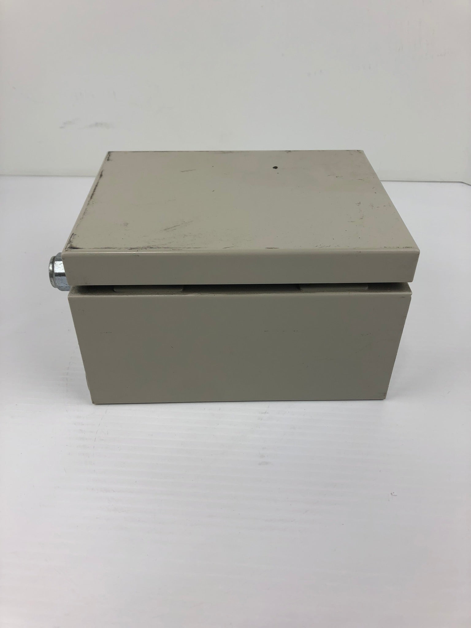 Hoffman 20759 Junction Box Enclosure 6724047 - 8"x5"x6"