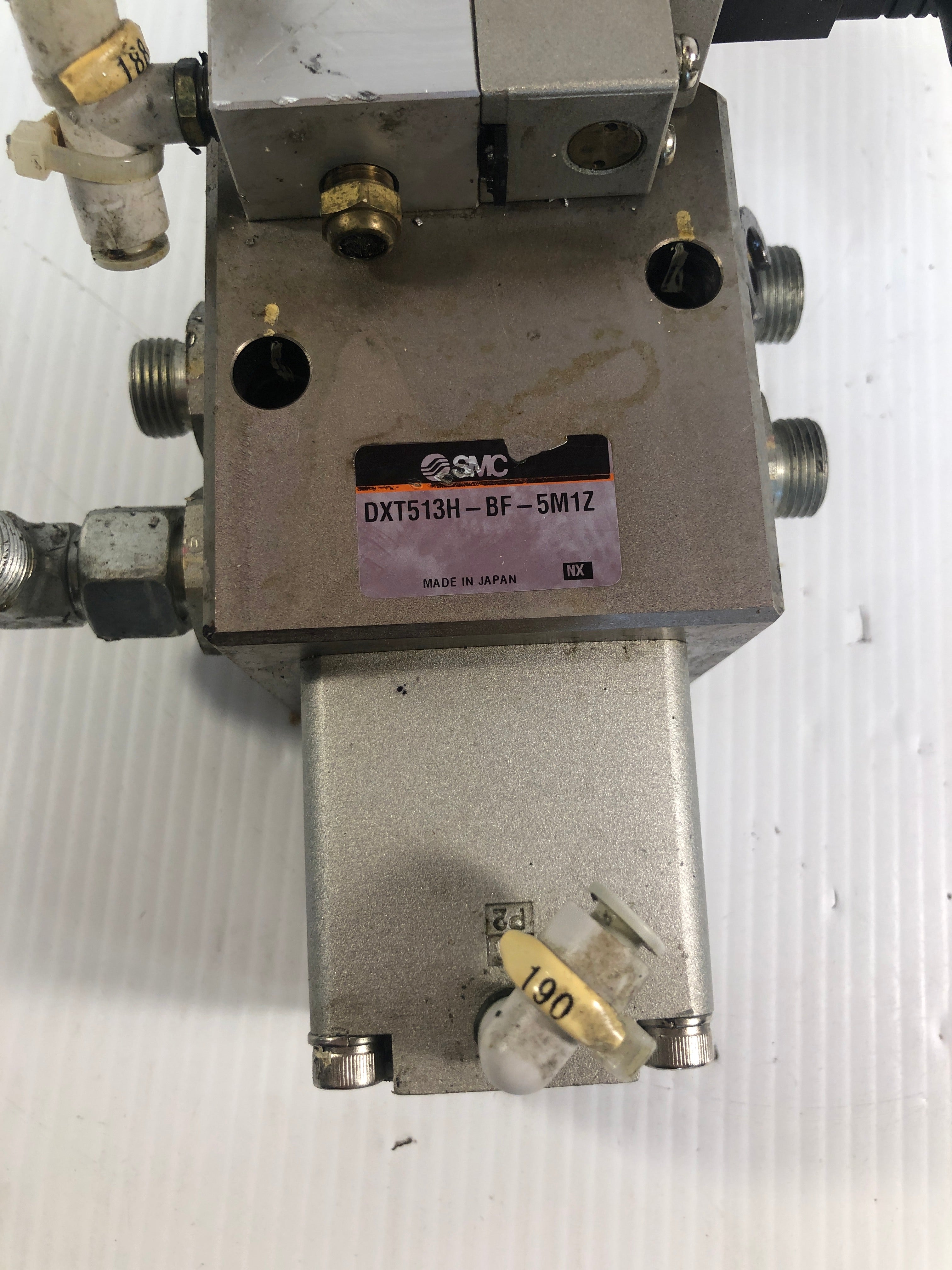 SMC DXT513H-BF-5M1Z Valve Assembly with VO307-5DOZ Solenoid Valve