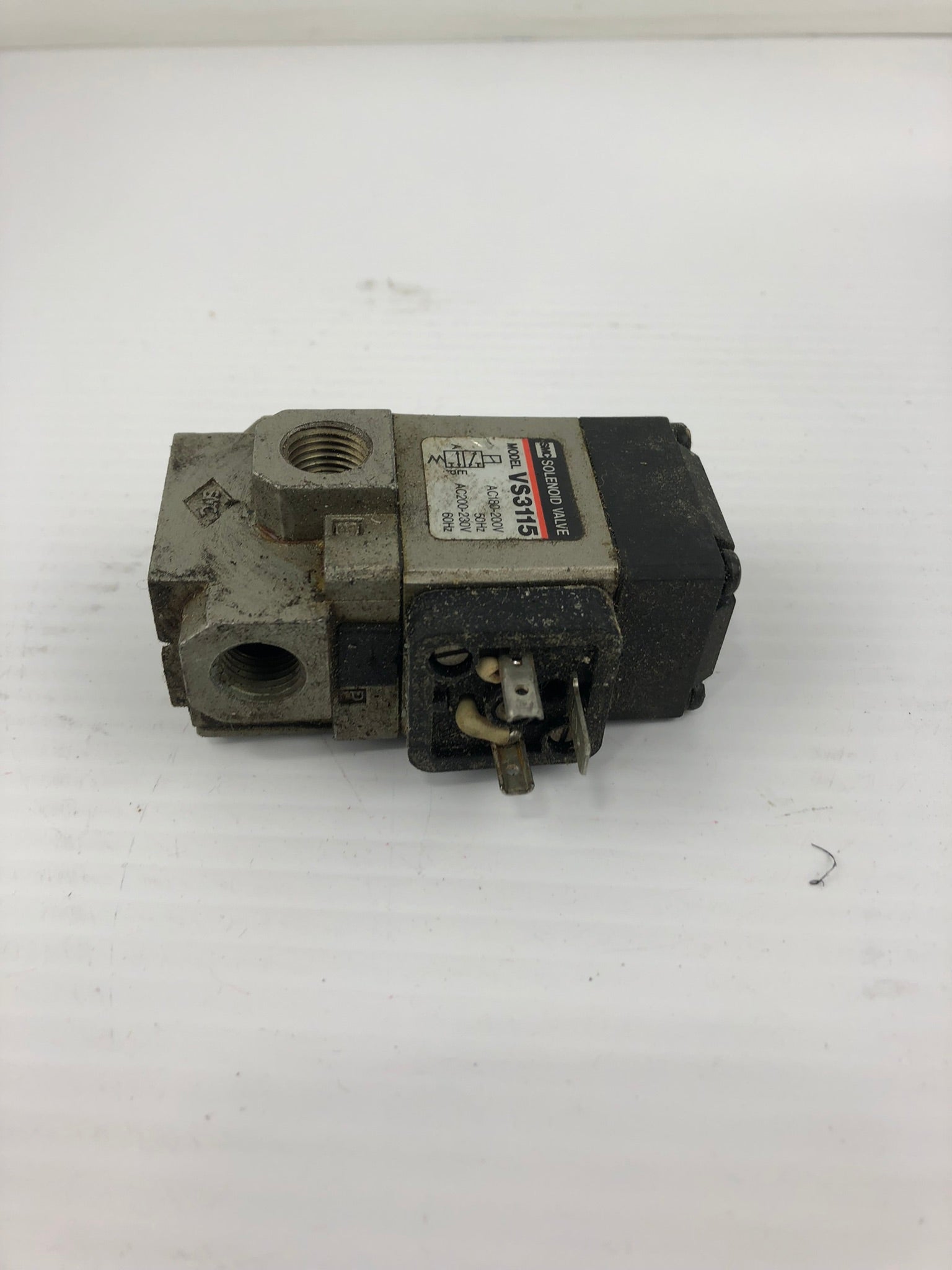 SMC VS3115 Solenoid Valve AC180-200V 50 Hz / AC200-230V 60Hz