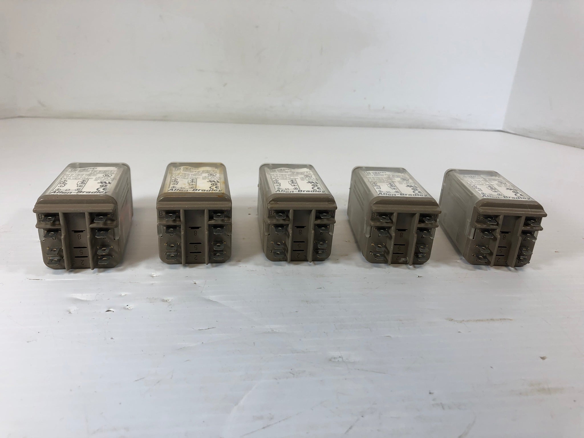 Allen-Bradley 700-HB32A1 Series C 120 VAC General Purpose Relays - Lot of 5