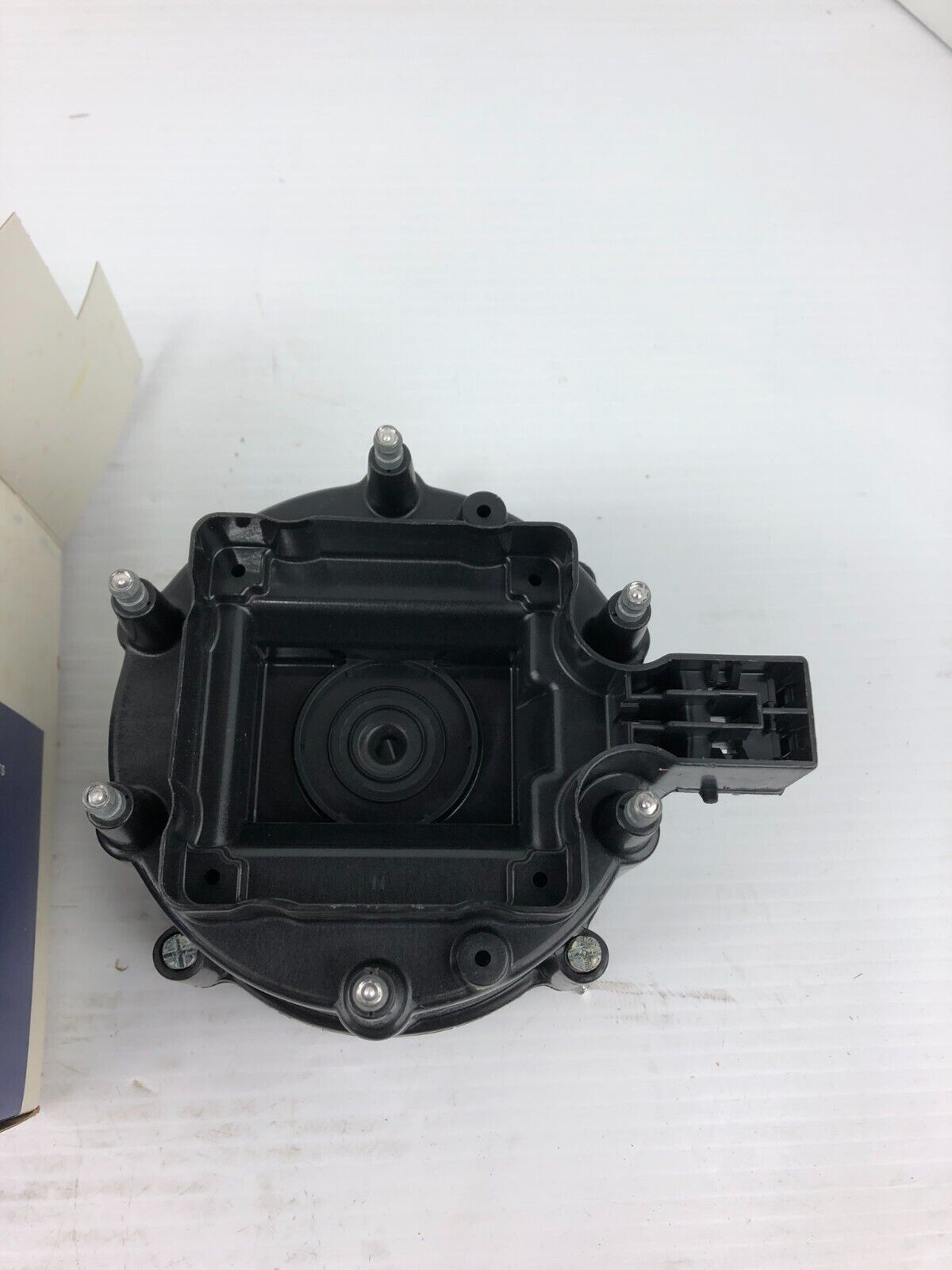Delco Remy DR452T Distributor Cap #D335