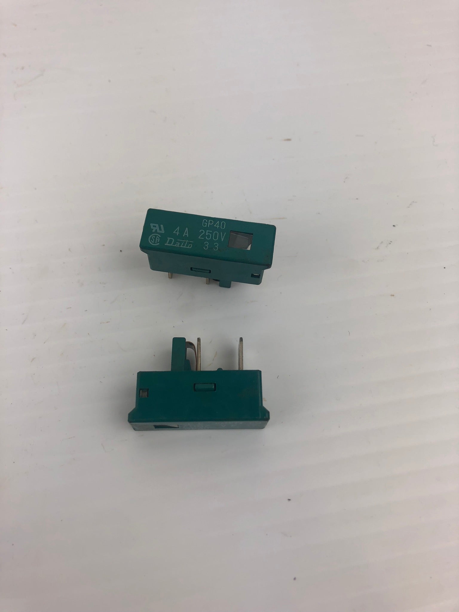 Daito GP40 Indicating Fuses 4A 250V - Lot of 2
