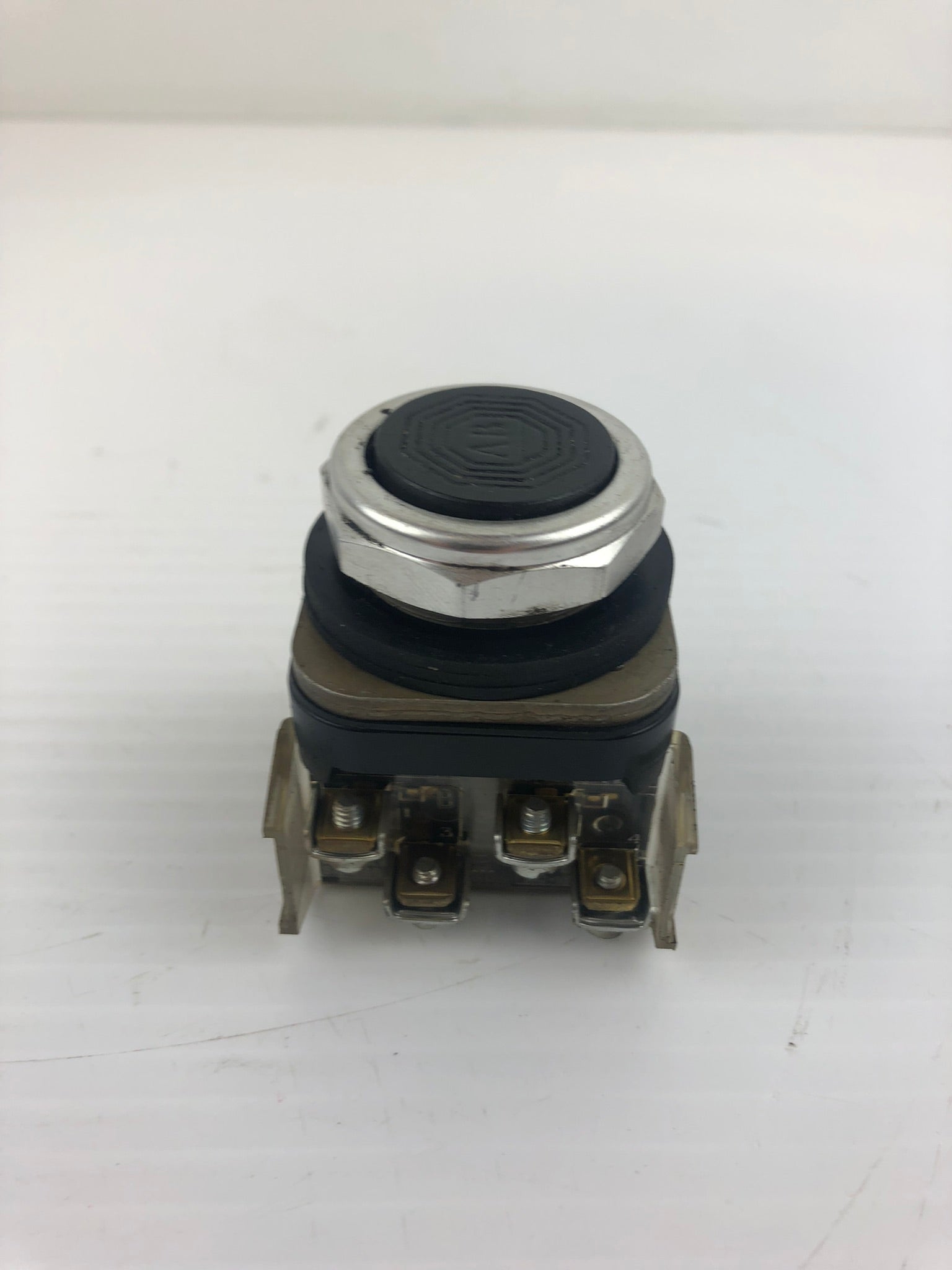 Allen-Bradley 800T-A1 Series N Black Push Button