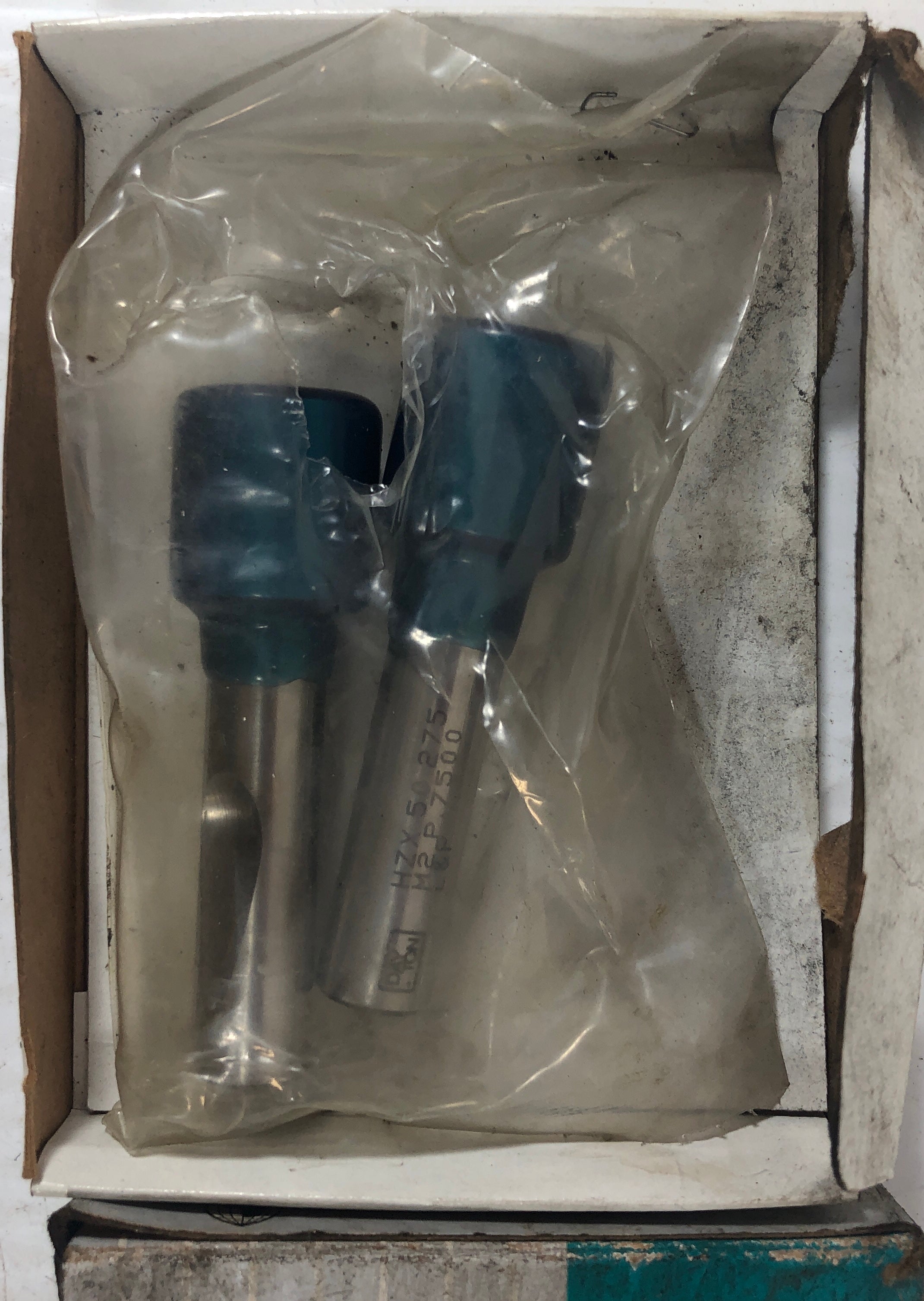 Dayton Versatile Kommercial Press Fit Ball Lock HJX50275 Box of 2