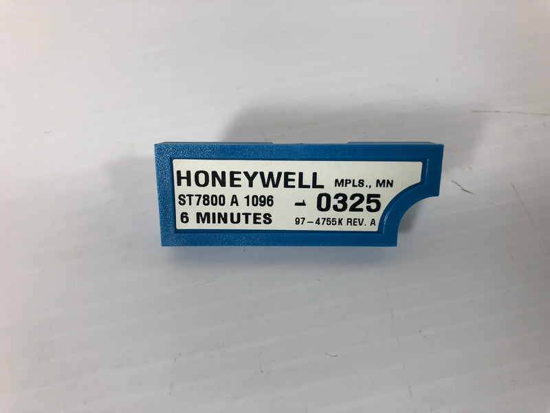 Honeywell ST7800 A 1096 Burner Control 7800 Fixed 6 Min Plug-In Purge Timer