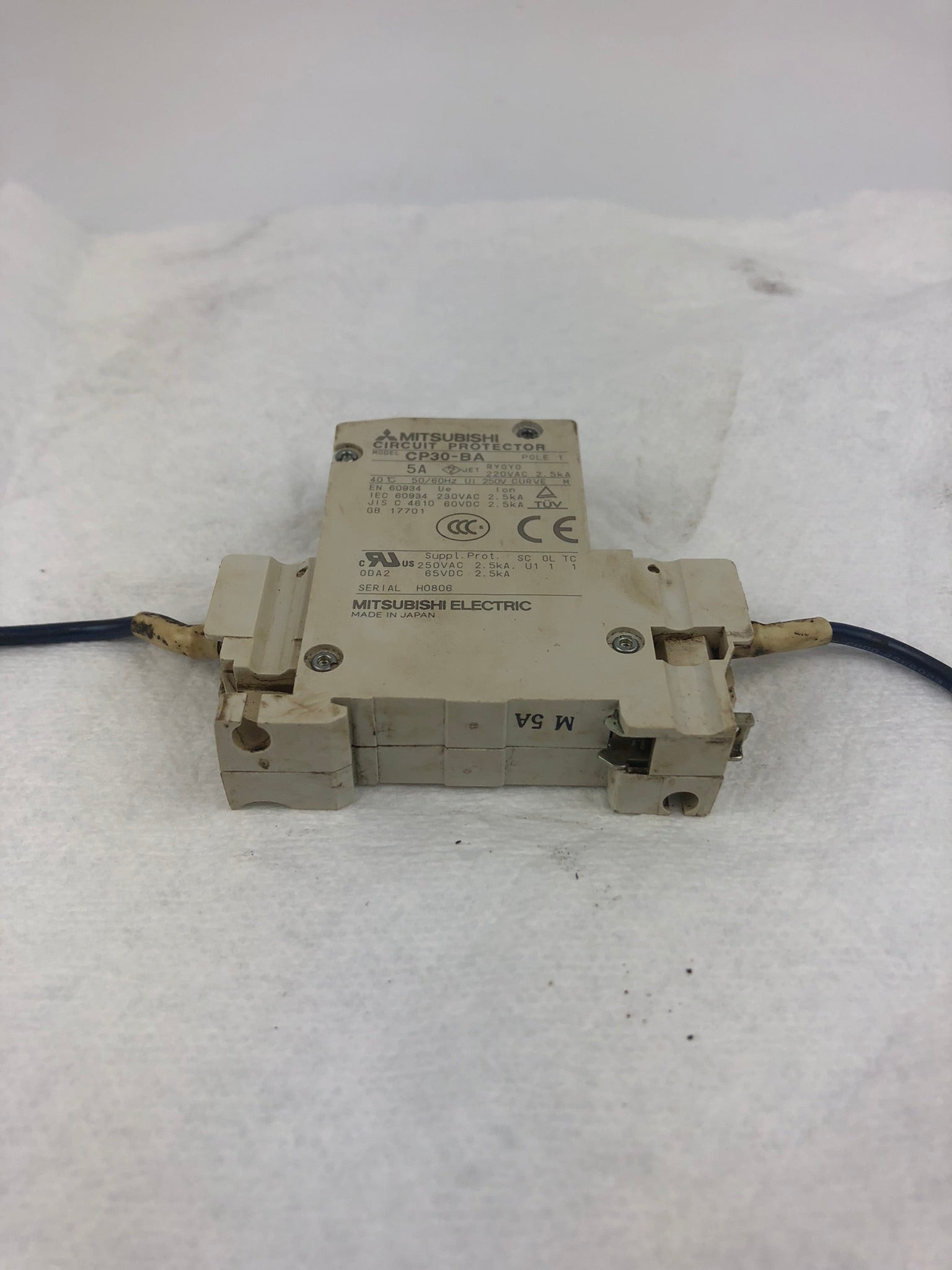 Mitsubishi CP30-BA Single Pole Circuit Protector 220VAC 250V 50/60Hz 5AMP