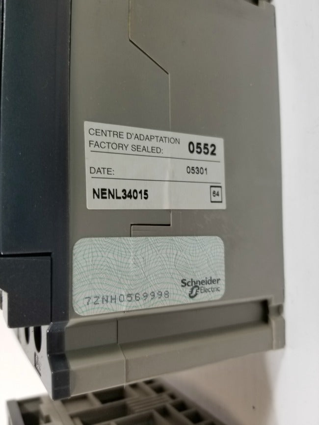 Merlin Gerin NENL34015 Compact Molded Case Circuit Breaker Missing Piece