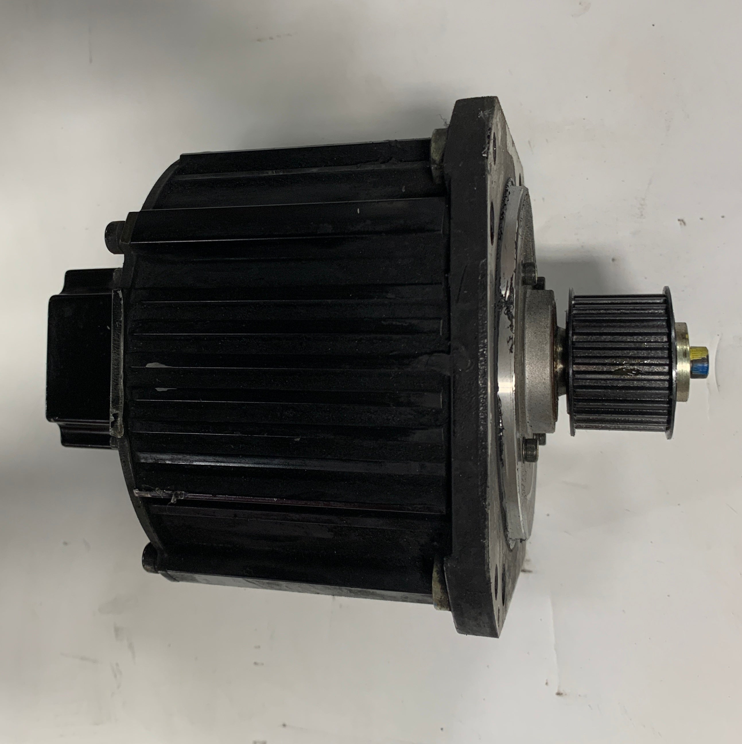 Yaskawa SGMRS-12A2B-YR11 Servo Motor
