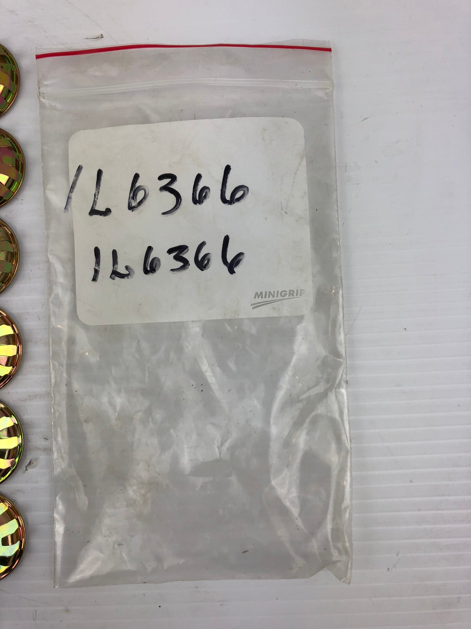 CAT 1L-6366 Button Caterpillar 1L6366 - Lot of 13