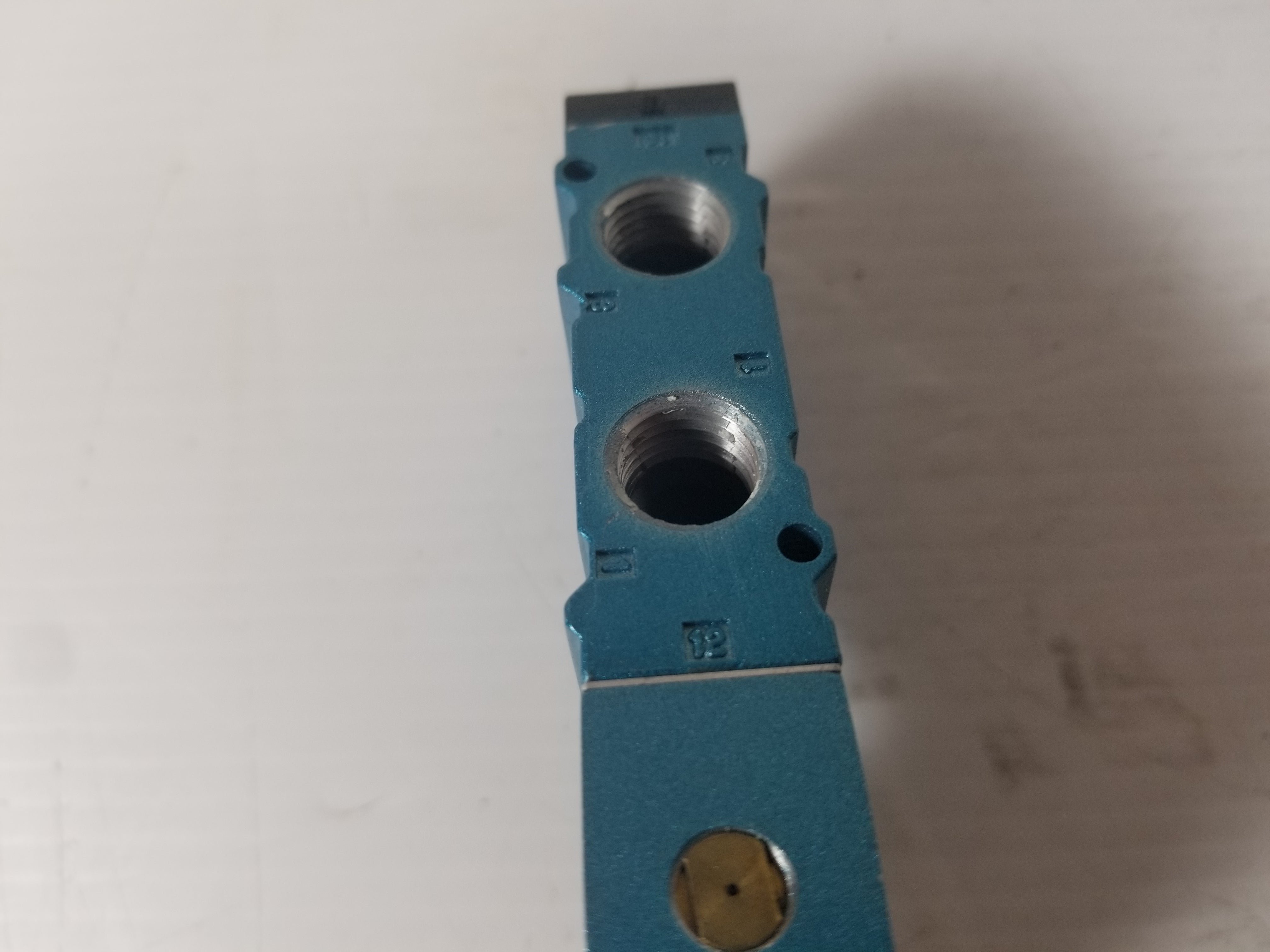 BW Container 874964-001 Pneumatic Solenoid Valve