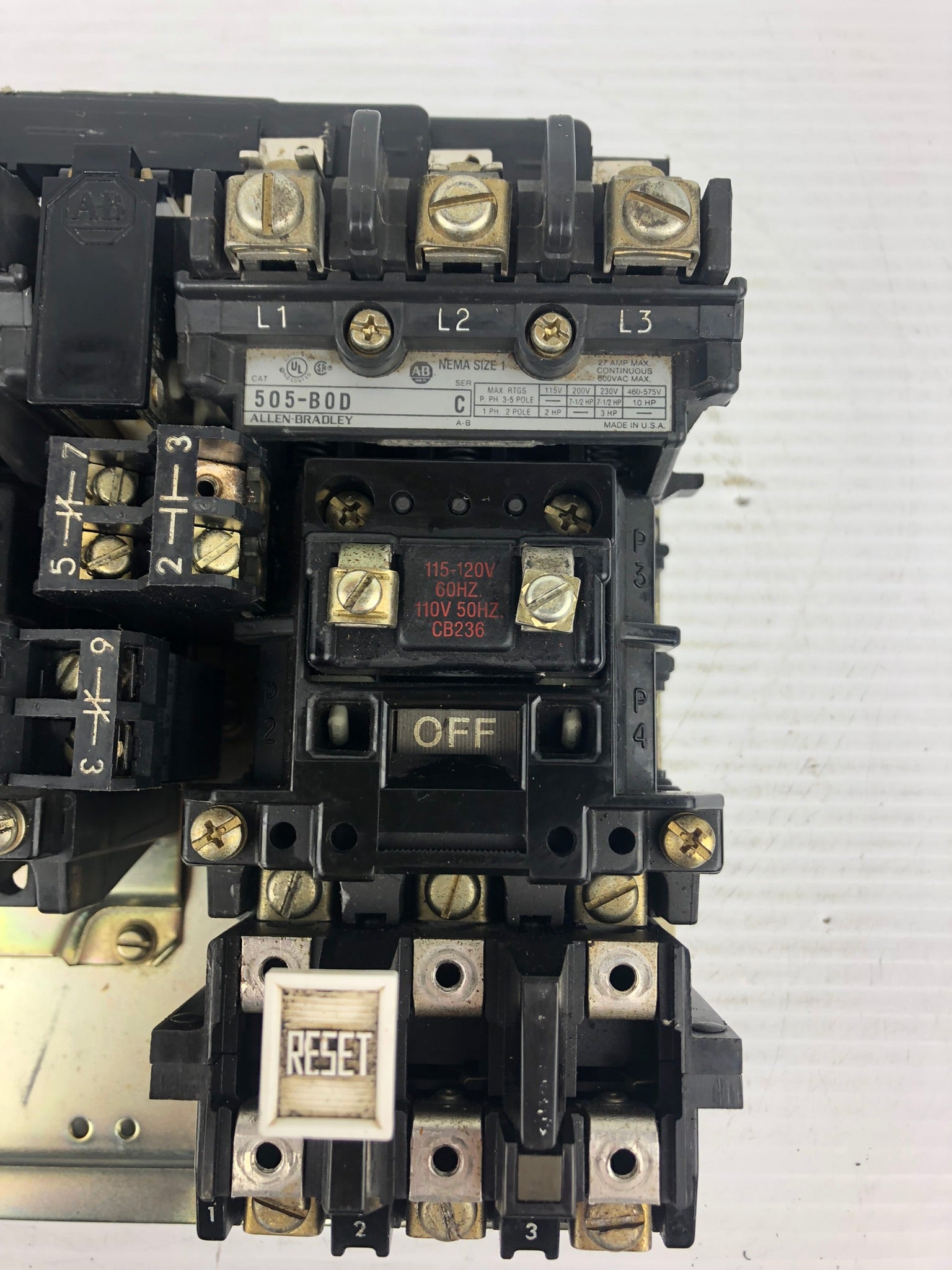 Allen-Bradley 505-B0D Reversing Motor Starter Size 1 Series C 505-BOD
