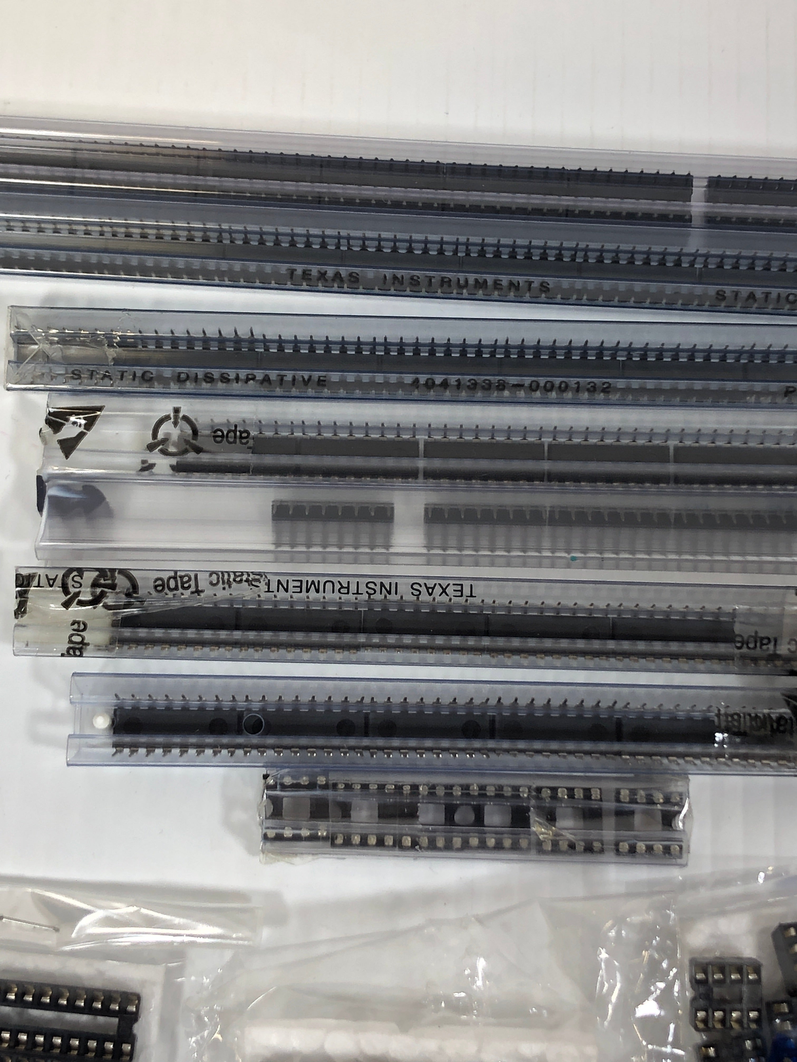 Presettable Up / Down Counters Dip Lot