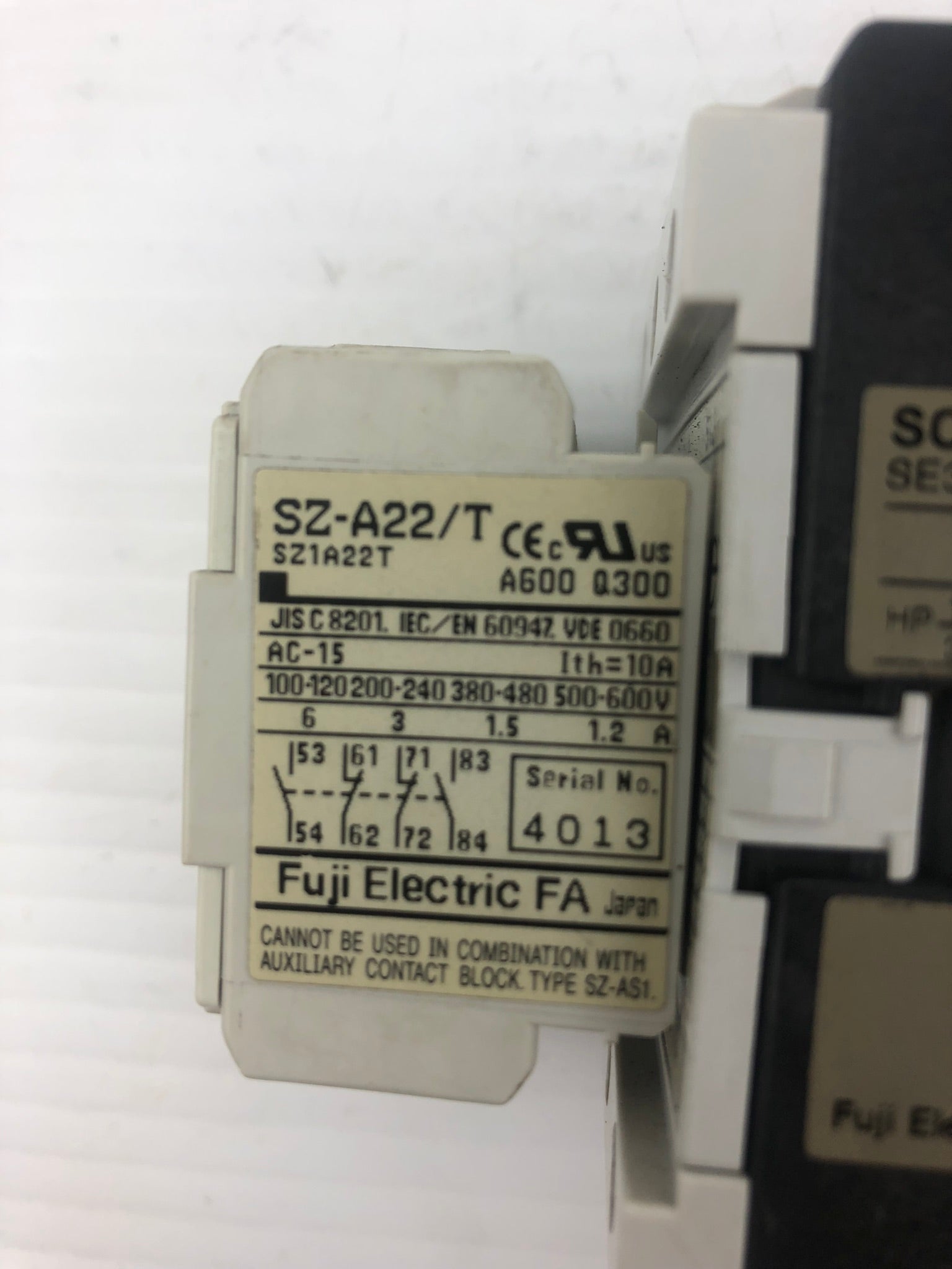 Fuji Electric SC-E1G SE 32AG Contactor Fuji SZ-A22/T Auxiliary Fuji SZ-Z31 Coil