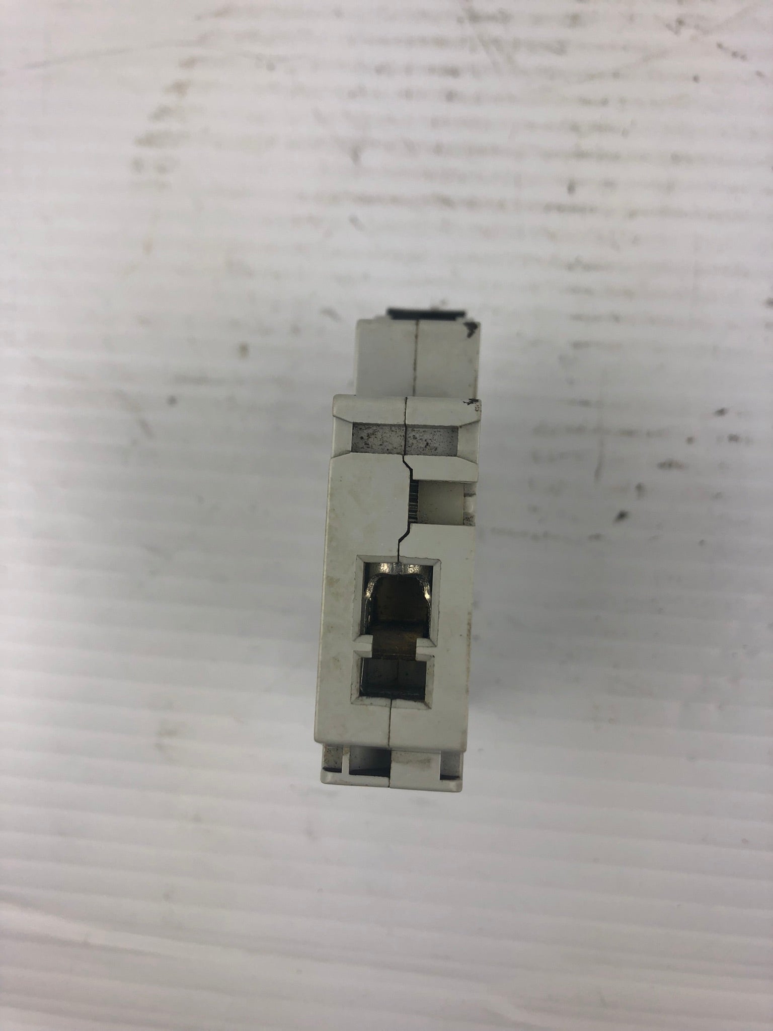 ABB S201-C10 Circuit Breaker 230/400VAC 1 Pole