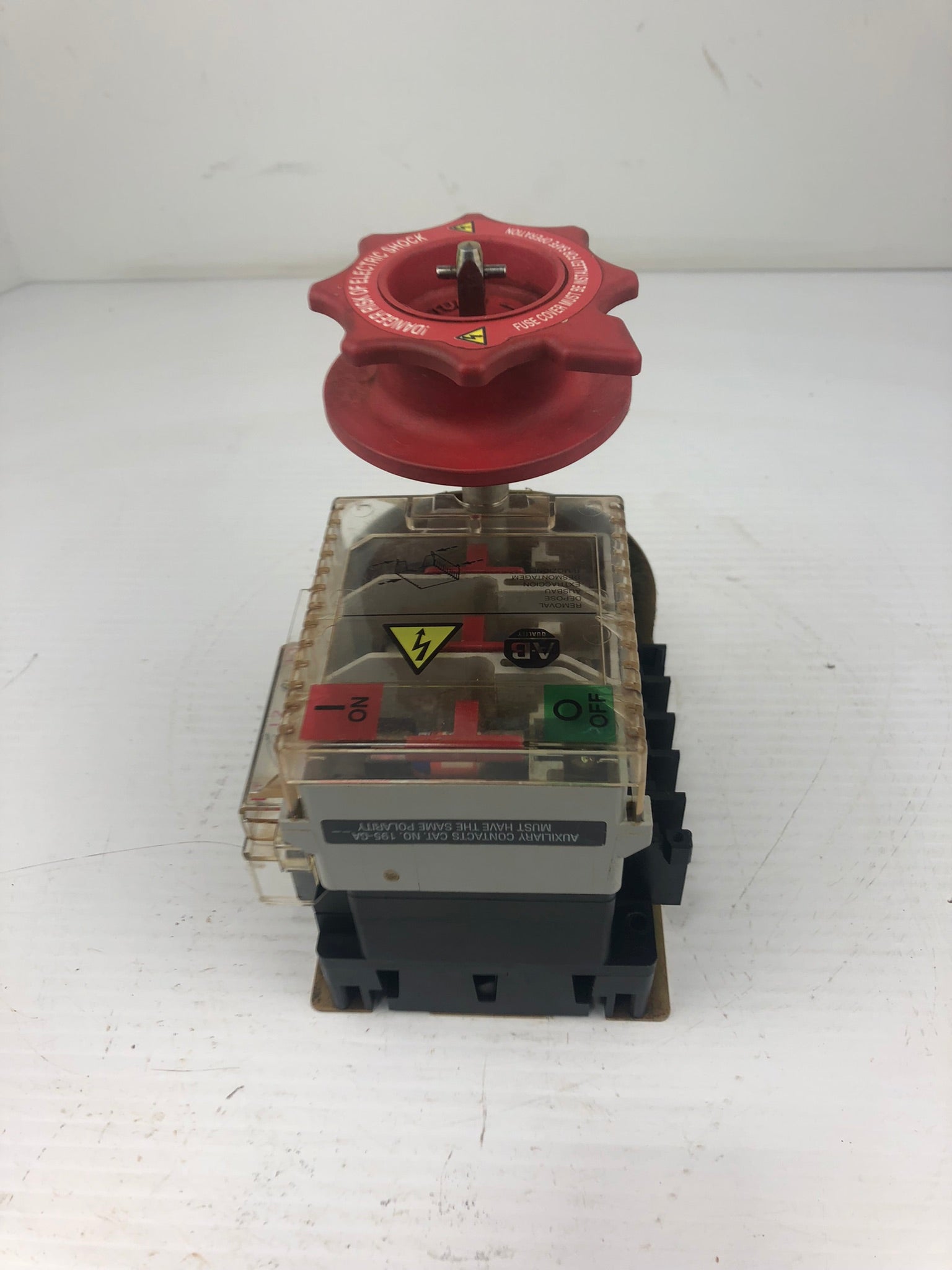 Allen-Bradley 194RF-NC030* Ser A Fused Disconnect Switch Mounted