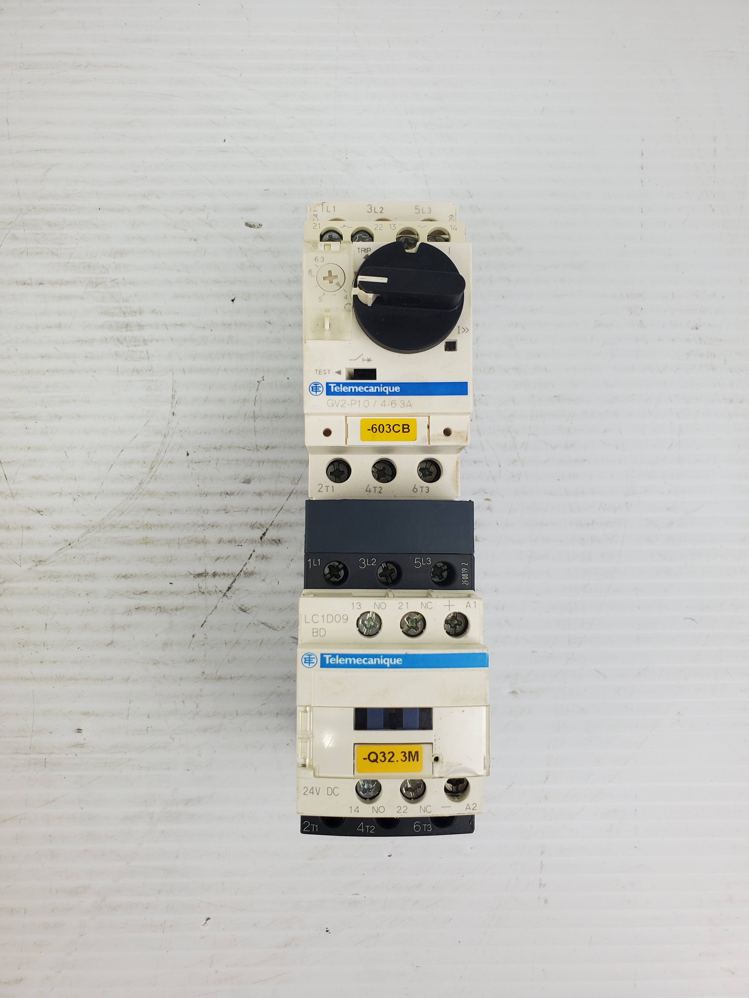 Telemecanique GV2-P10/4-6.3A Motor Circuit Breaker with LC1D09 Contactor