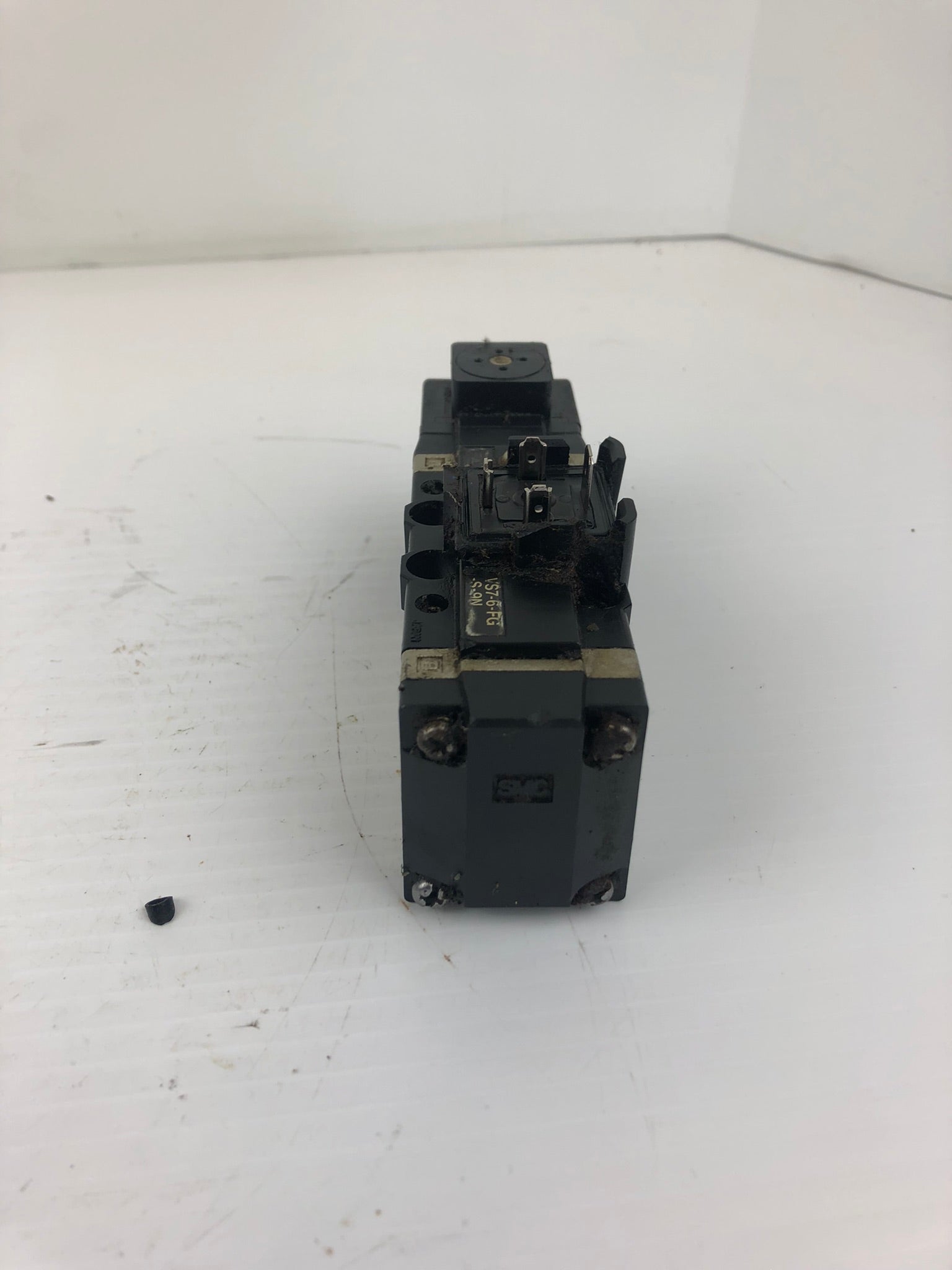 SMC VS7-6-FG-S-9N Solenoid Valve