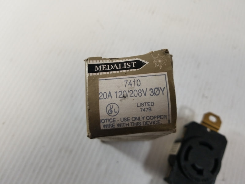 Medalist 7410 Locking Receptacle 20A