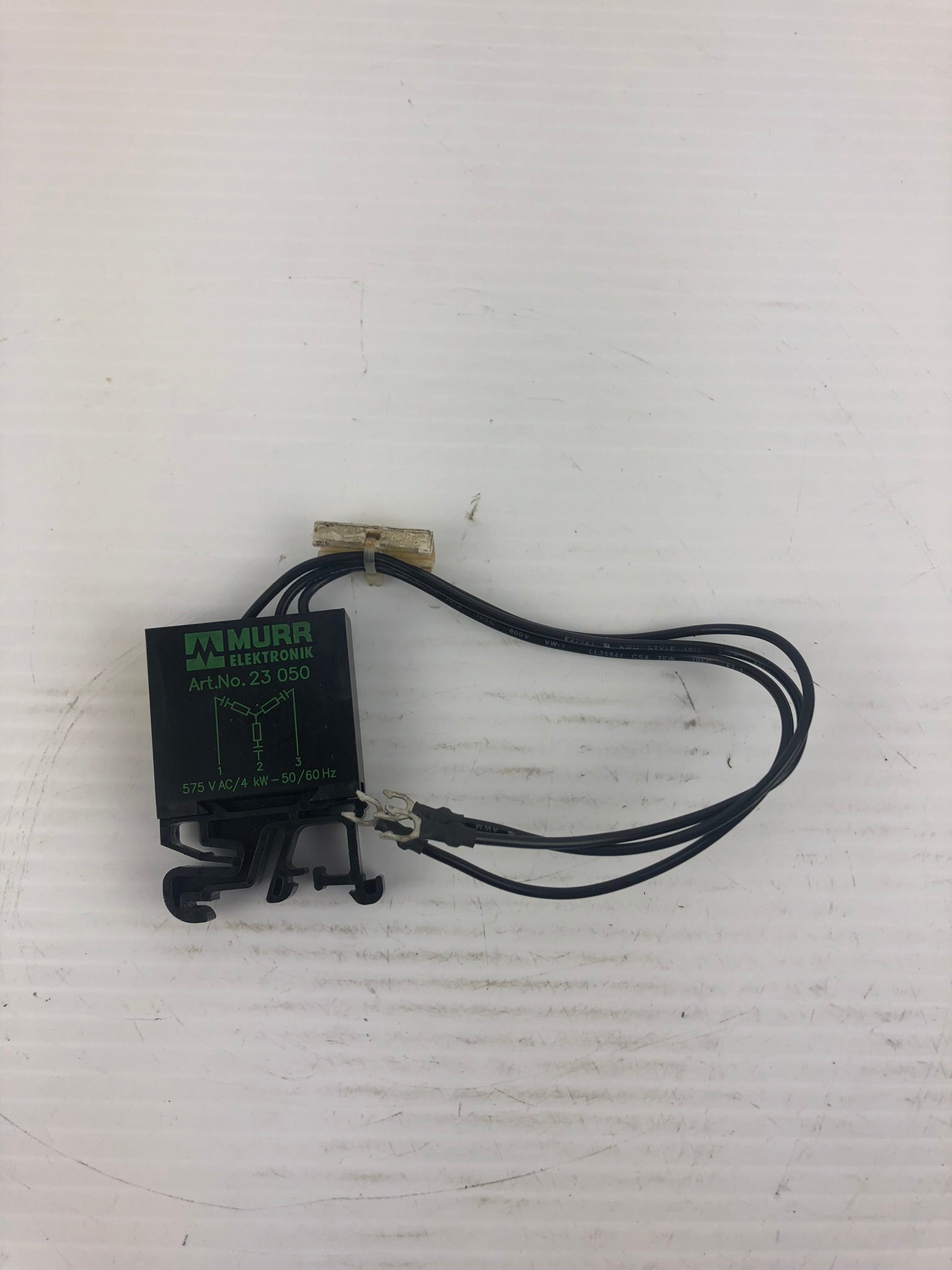 Murr Elektronik 23 050 Surge Suppressor 575 VAC 4KW 50/60Hz