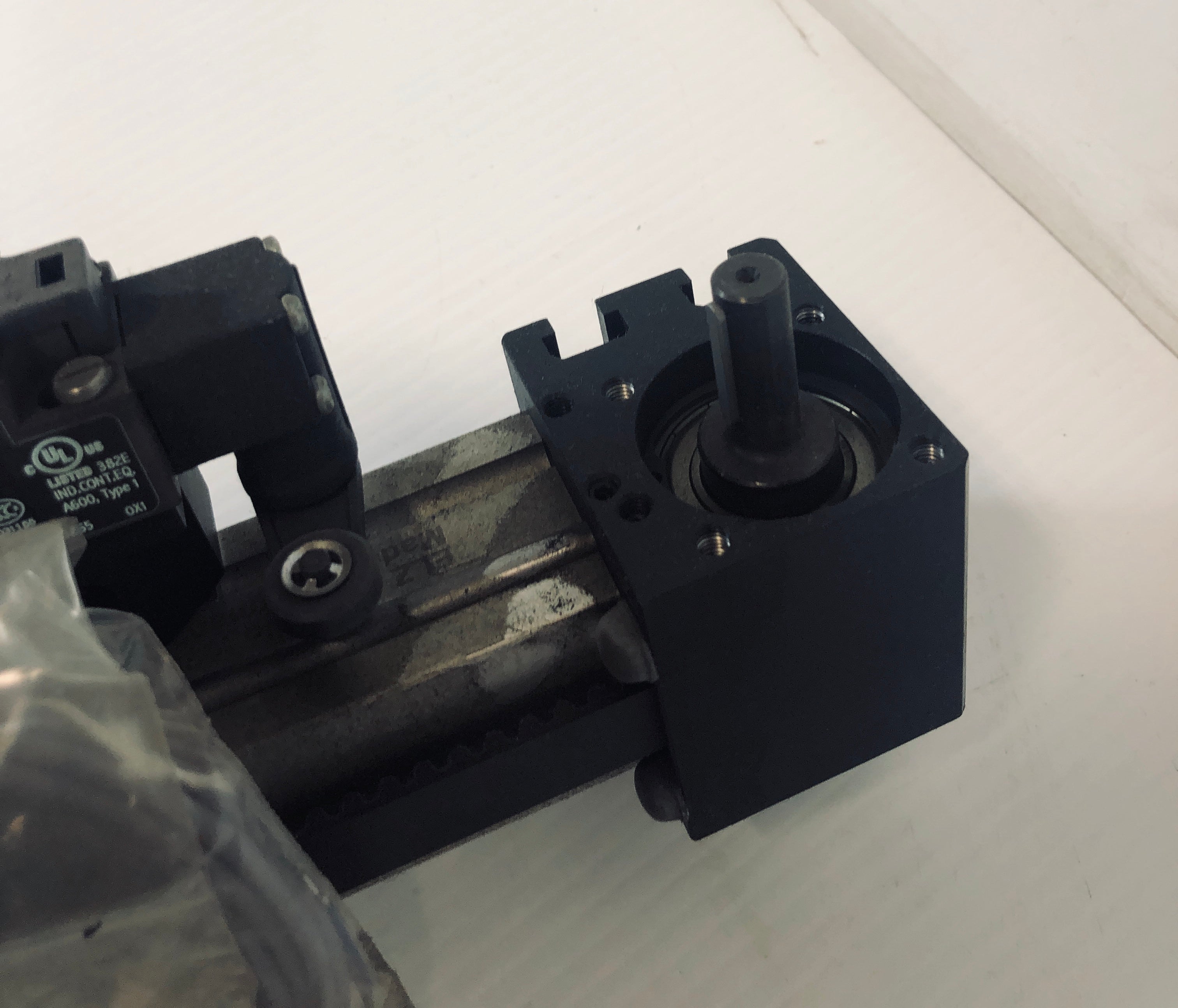 Nook Pneumatic Cylinder ZV1H236-11Z-U180