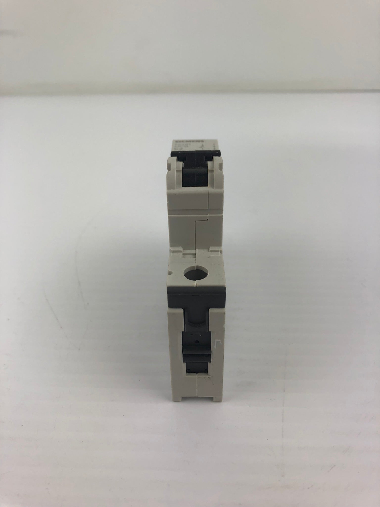 Siemens 5SY6102-7 Circuit Breaker MCB C2 230/400V