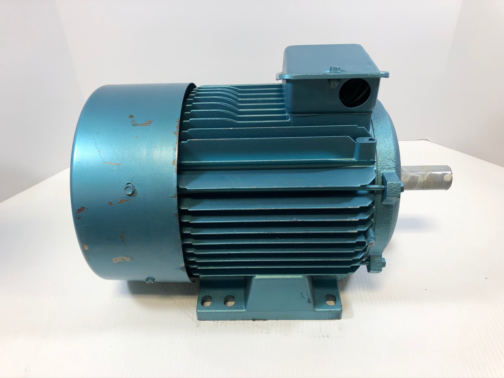 Leroy-Somer G6140 Powerbloc Motor 3HP 1165 RPM 3PH 184T Frame