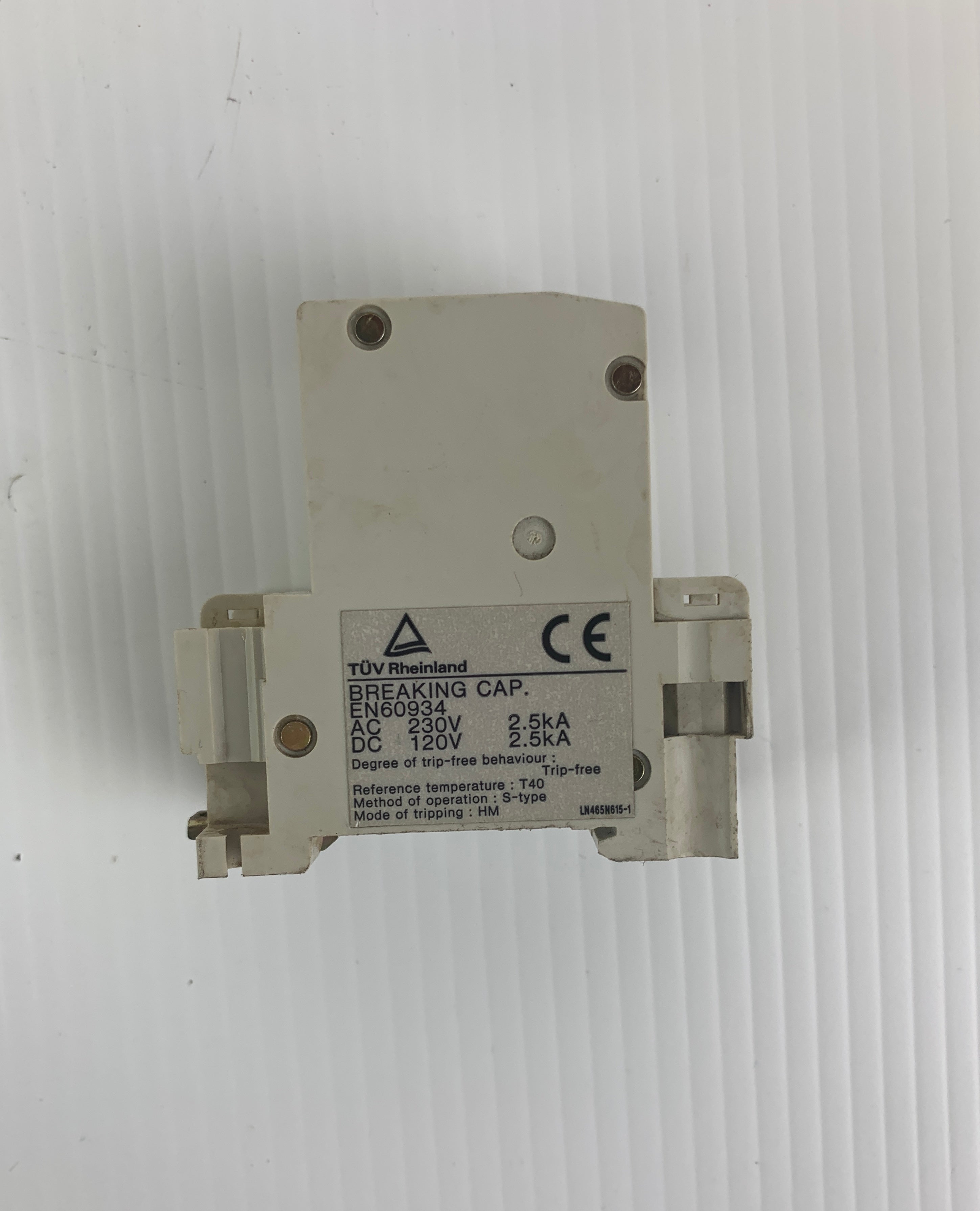 Mitsubishi Circuit Protector CP30-BA 3 Amps