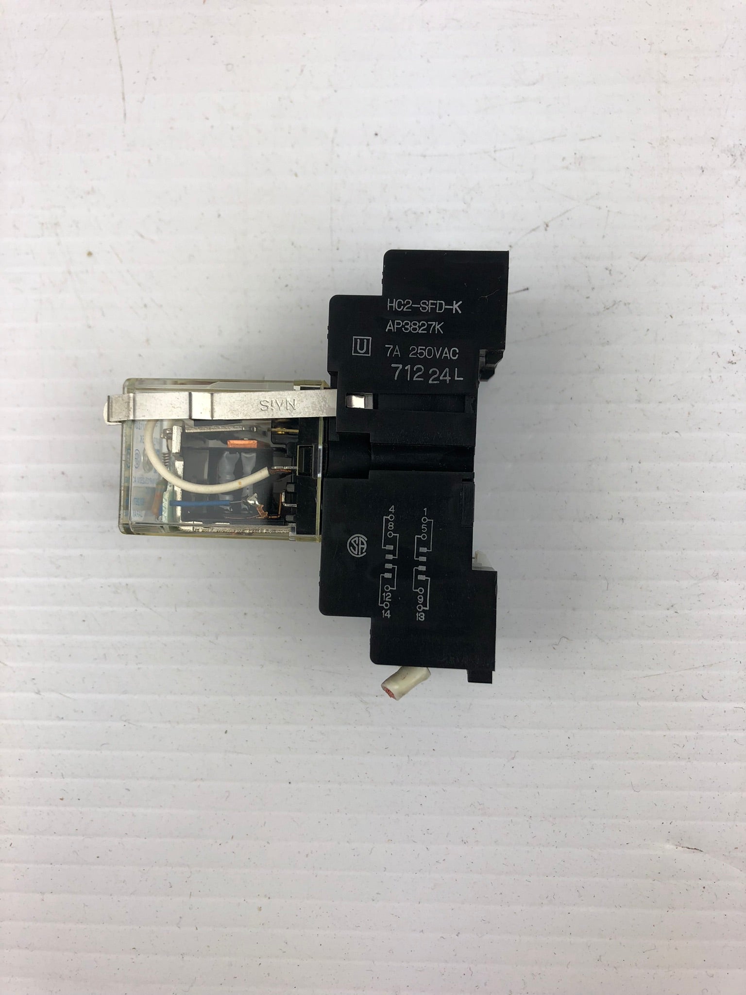 NAIS HC2-HL-AC120V Relay with Base AP 312606K