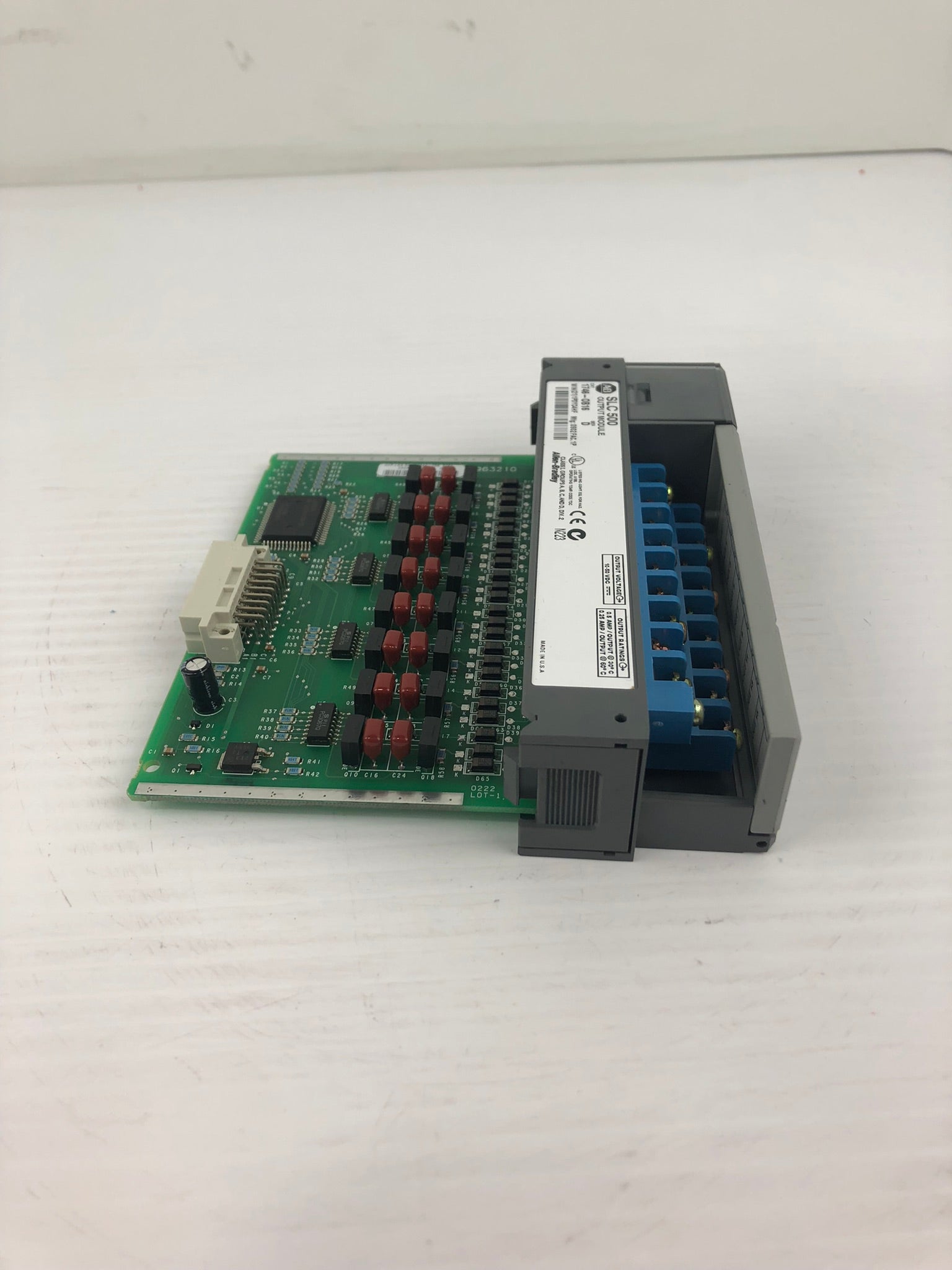 Allen-Bradley 1746-0B16 Series D Output Module SLC 500