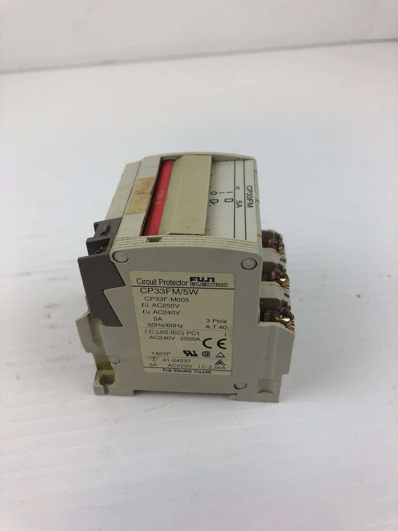 Fuji Electric CP33FM/5W Circuit Protector/Breaker 3 Pole 5A 50/60HZ