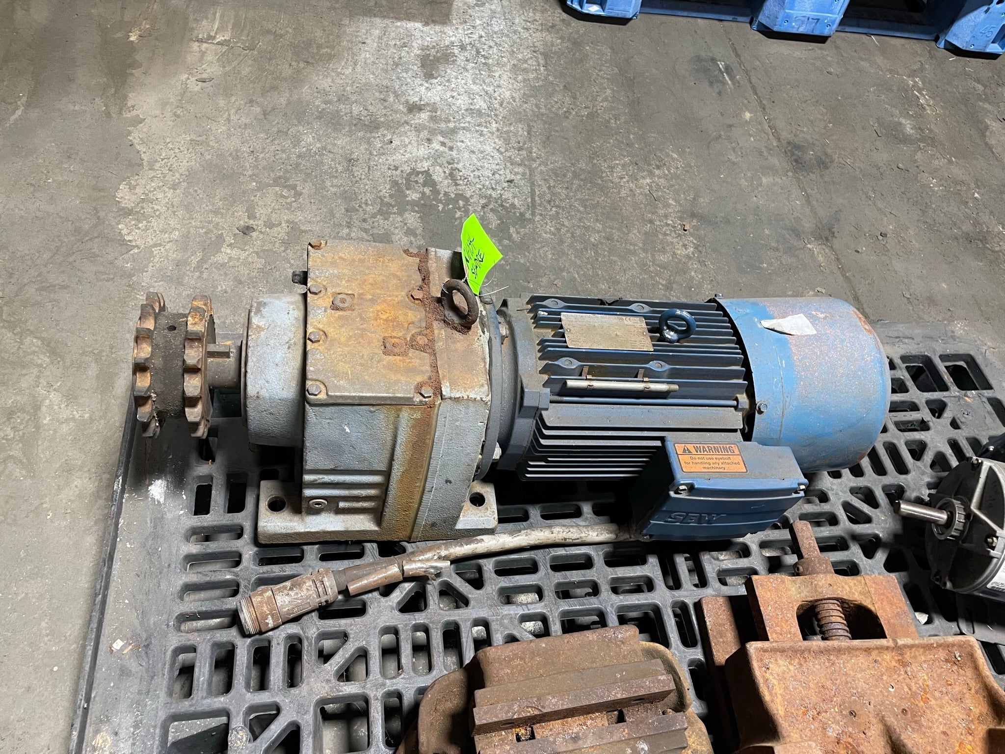 SEW DRE100L4BE5HR/FG/DH Eurodrive Gearmotor 3HP 60HZ 1735 RPM