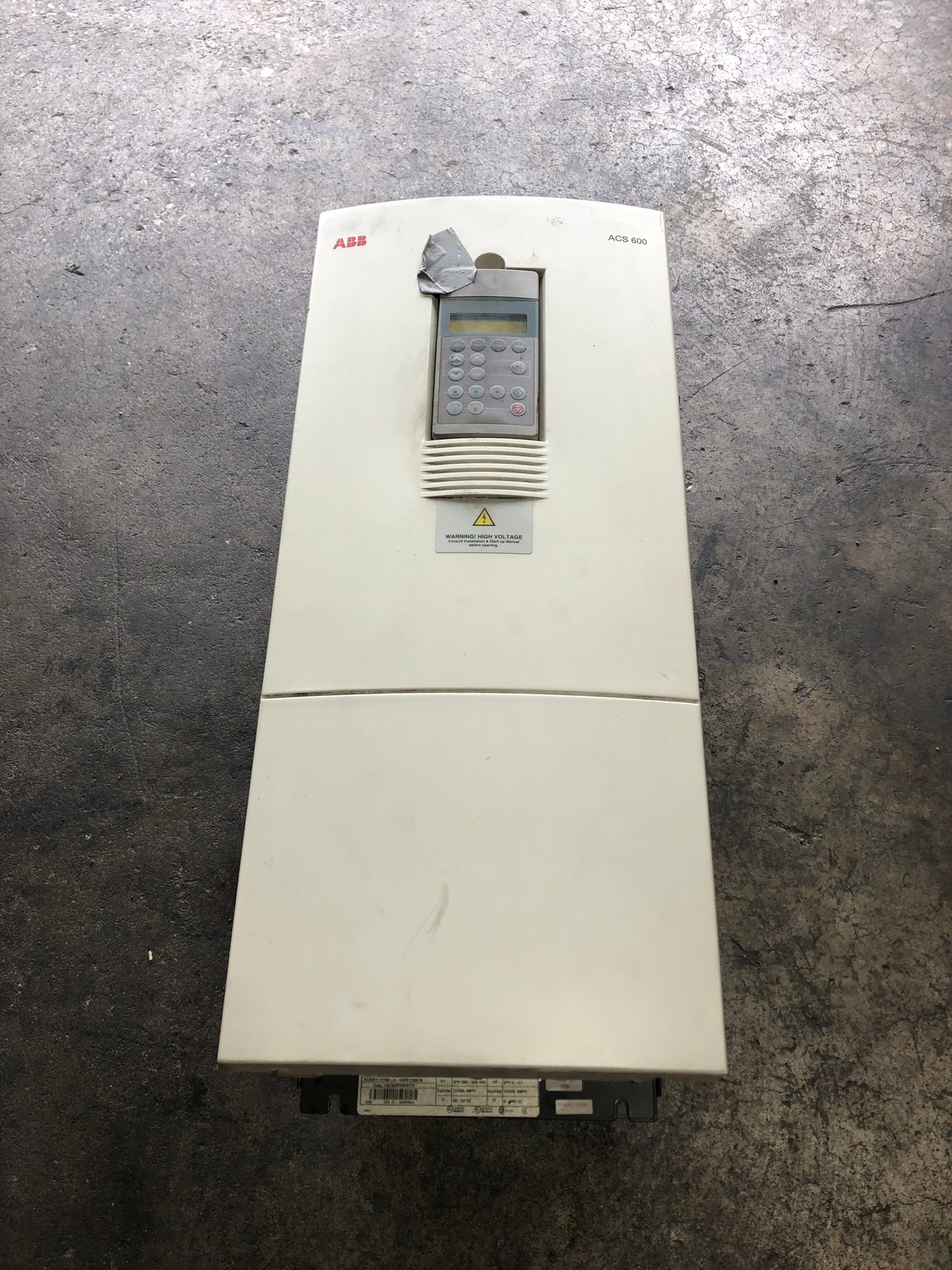 ABB ACS 600 Frequency Converter Drive ACS601-0100-4-000B1200010