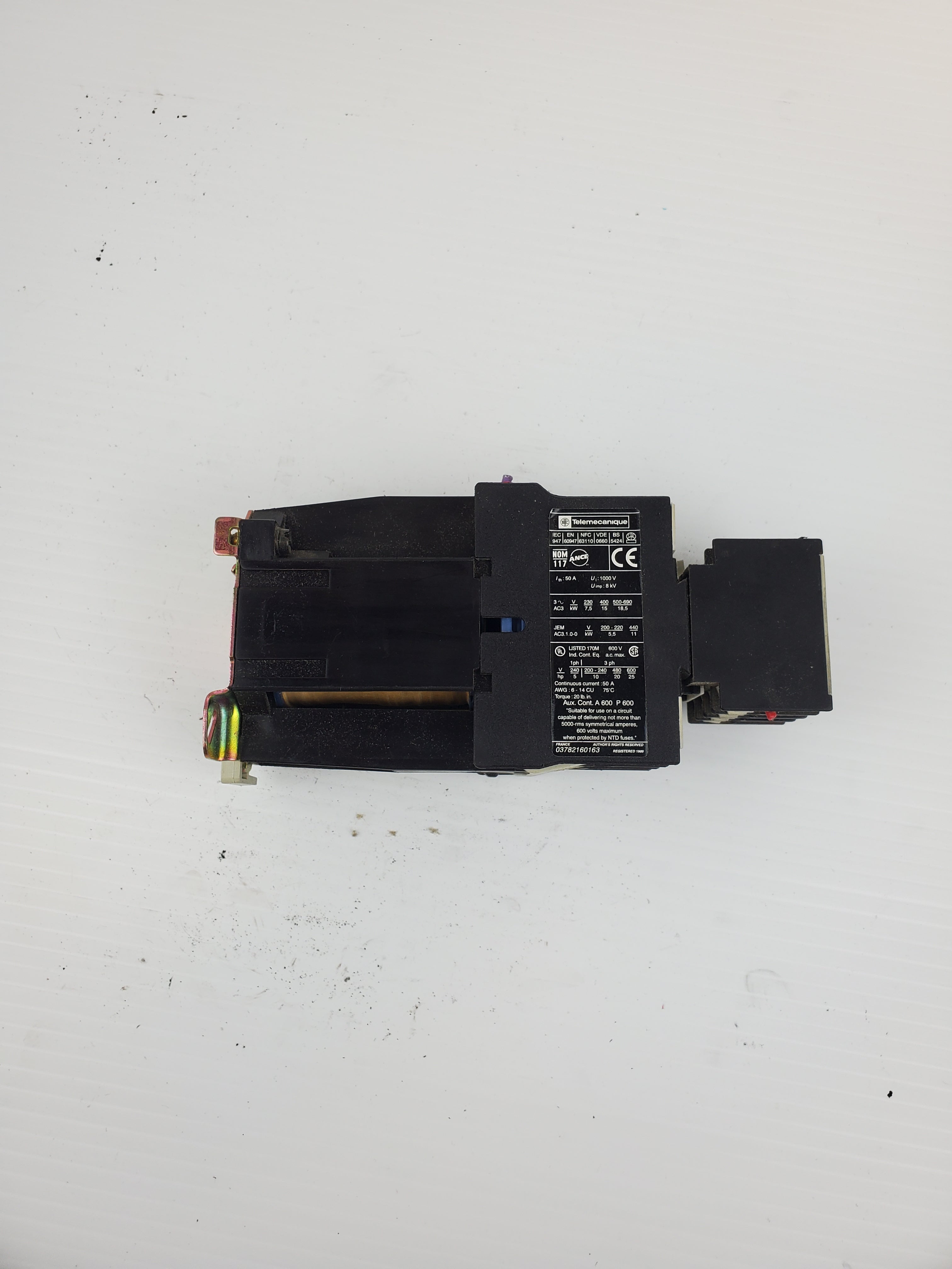 Telemecanique LP1D3210 Contactor With LA1DN22 Terminal Block