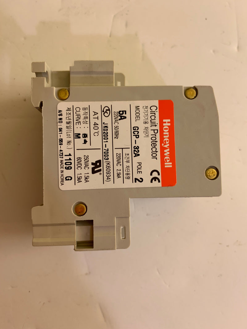 Honeywell GCP-32A 5A 2 Pole Circuit Protector