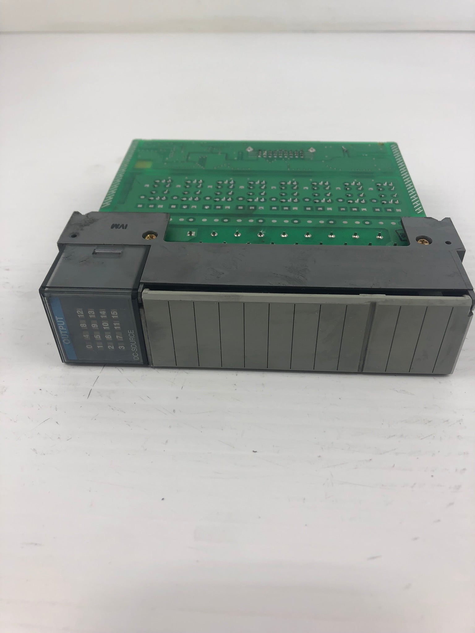 Allen-Bradley 1746-0B16 Series D Output Module SLC 500 (with Cover)