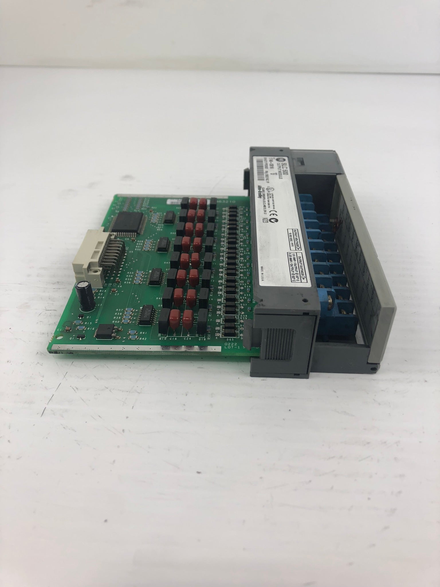 Allen-Bradley 1746-0B16 Series D Output Module SLC 500 (with Cover)