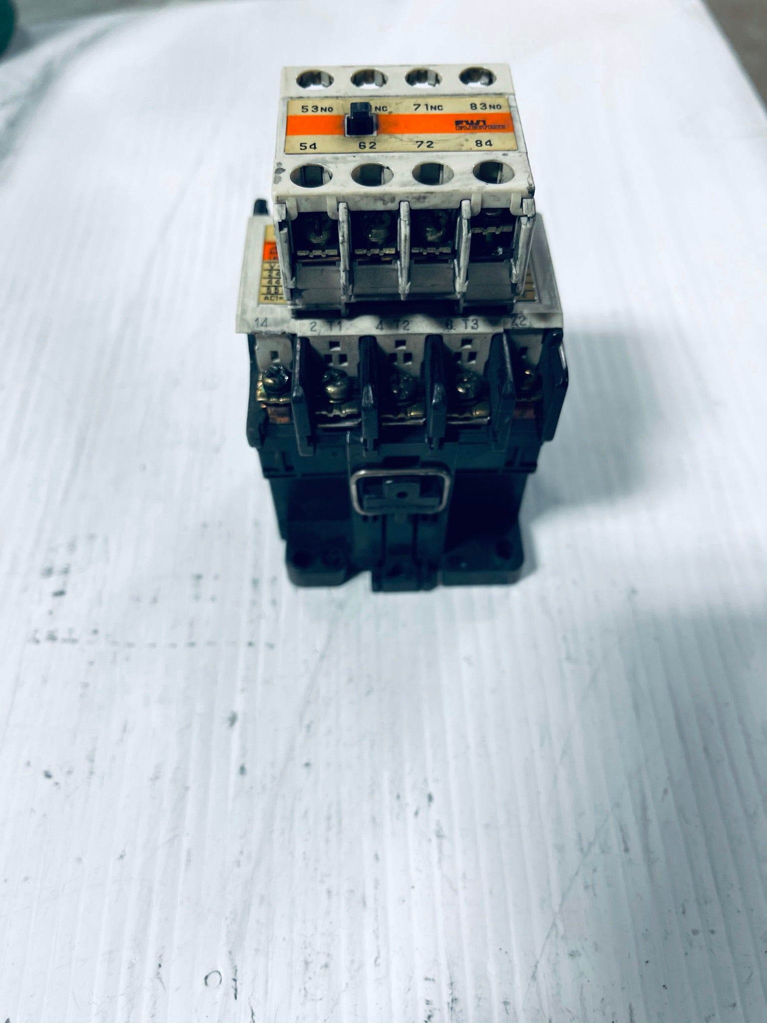 Fuji Contactor Assembly SZ-A22Y and SC-5-1