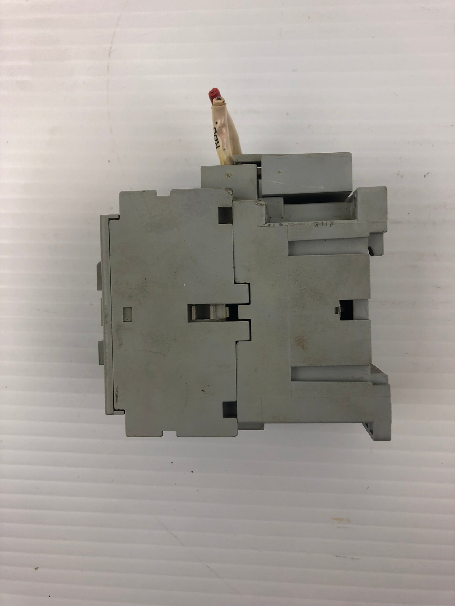 Allen-Bradley 700-CF400* Control Relay with 100-FSC280 Series A 600VAC 25A