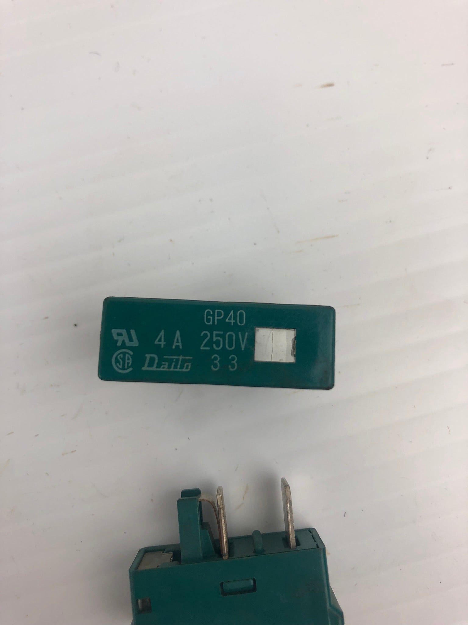 Daito GP40 Indicating Fuses 4A 250V - Lot of 2